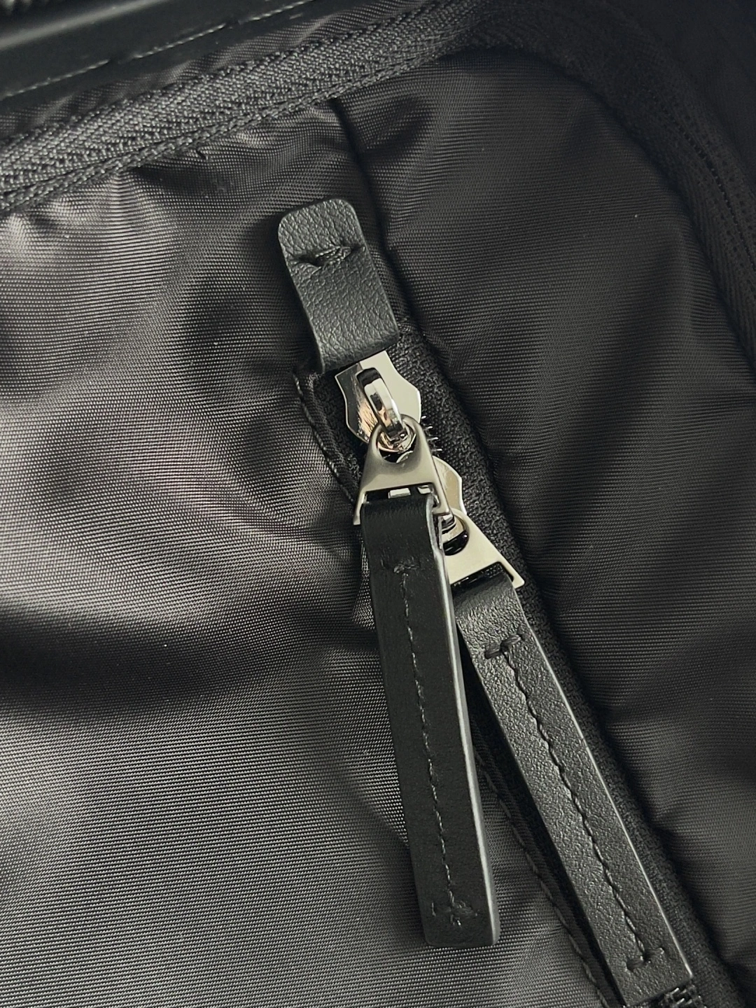 MOMO-- V595t1 822479V5AO18803 high quality version Odyssey Calfskin item:E-B100B2519