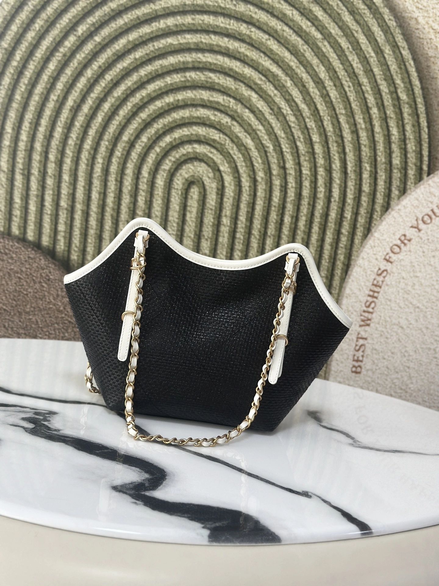 MOMO--3h1958 AS6015-B22594-U5559 high quality version cowhide Tote item:E-B000L1608T