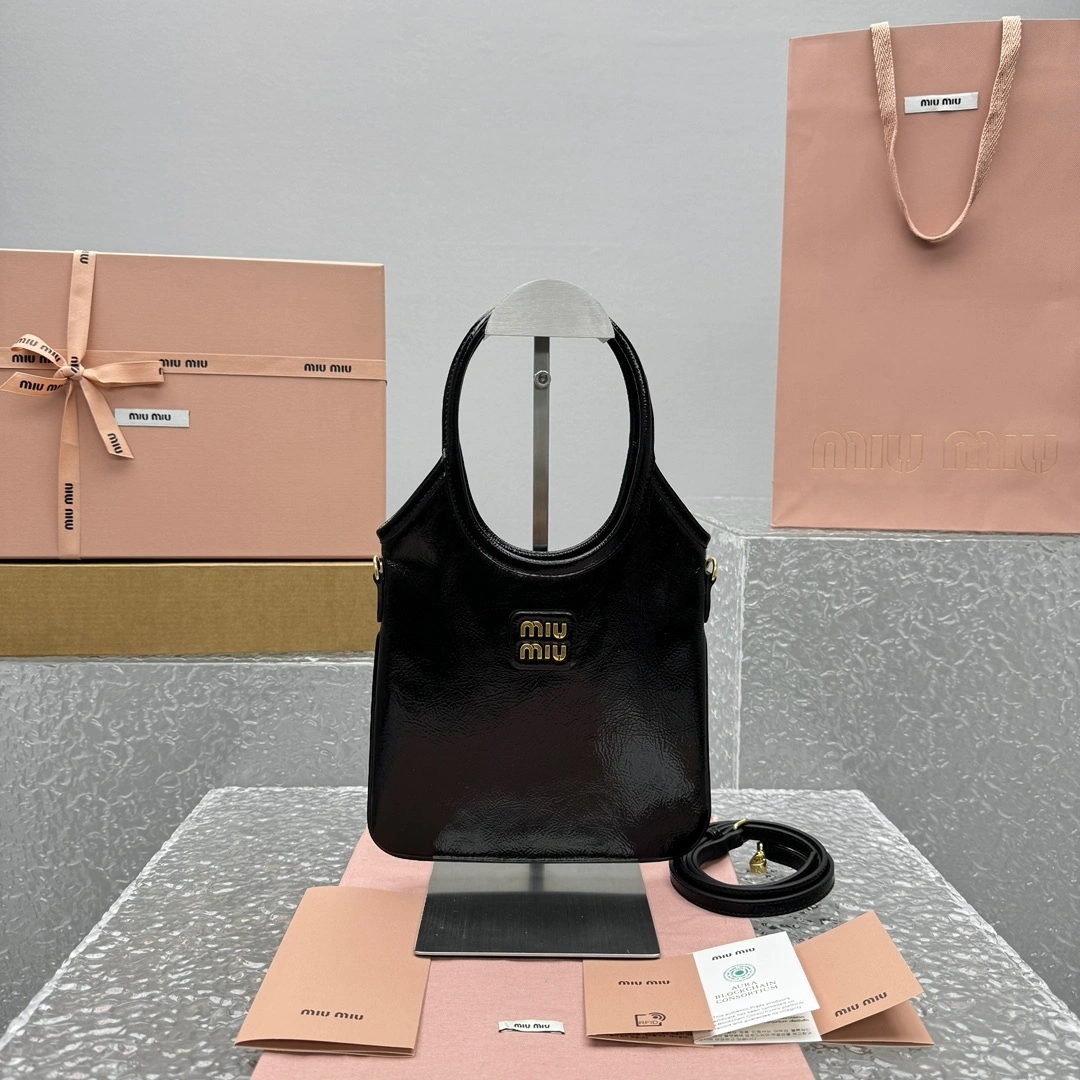 MOMO- 7iu7iu 5BA281_ADNT_F0002_V_OWF high quality version 25ss Hobo item:E-B664G2068