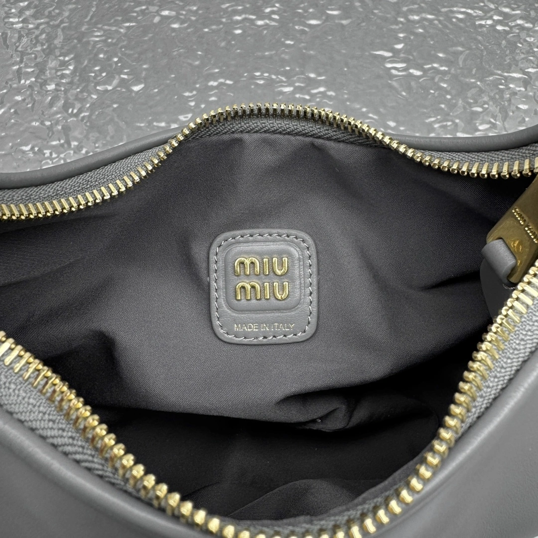 MOMO- 7iu7iu 5BC125_2IBP_F0RXG_V_OWF Gymnasium high quality version item:E-B664G1708