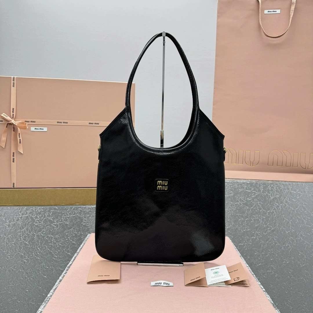 MOMO- 7iu7iu 5BG231_ADNT_F0002_V_MWF high quality version 25ss Hobo item:E-B664G2069