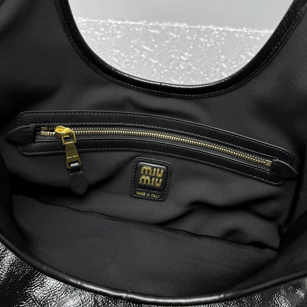 MOMO- 7iu7iu 5BG231_ADNT_F0002_V_MWF high quality version 25ss Hobo item:E-B664G2069
