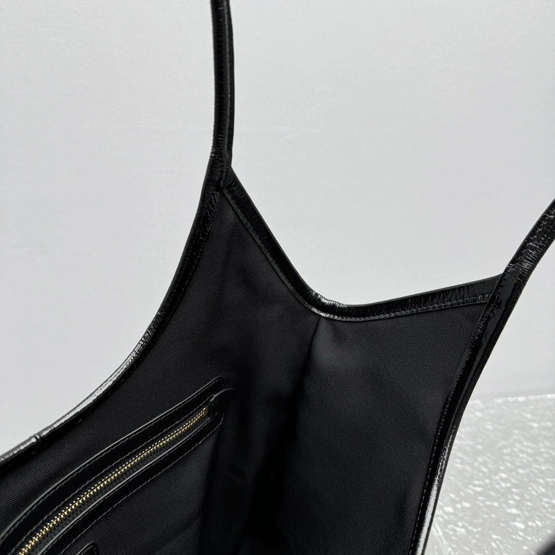 MOMO- 7iu7iu 5BG231_ADNT_F0002_V_MWF high quality version 25ss Hobo item:E-B664G2069