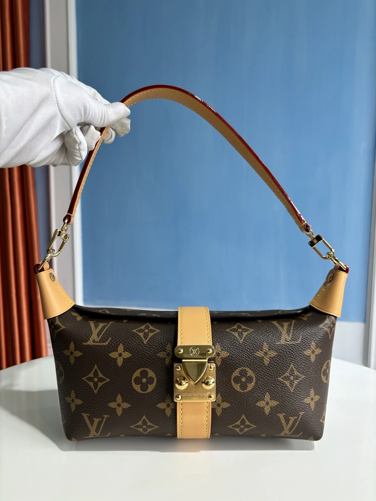 MOMO--8V M26191 high quality version Pochette Mia Monogram cowhide item:E-B808L1712T