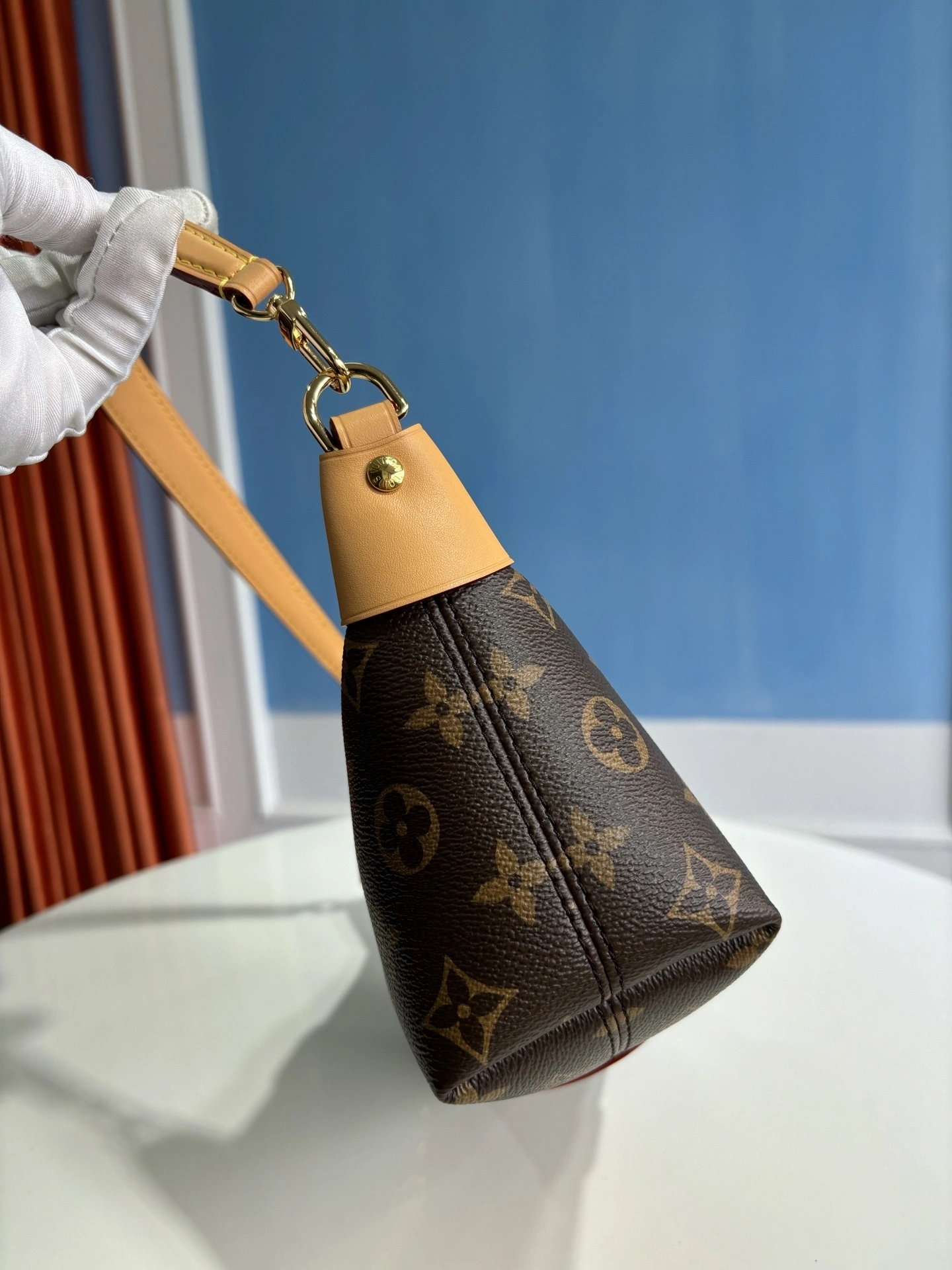 MOMO--8V M26191 high quality version Pochette Mia Monogram cowhide item:E-B808L1712T