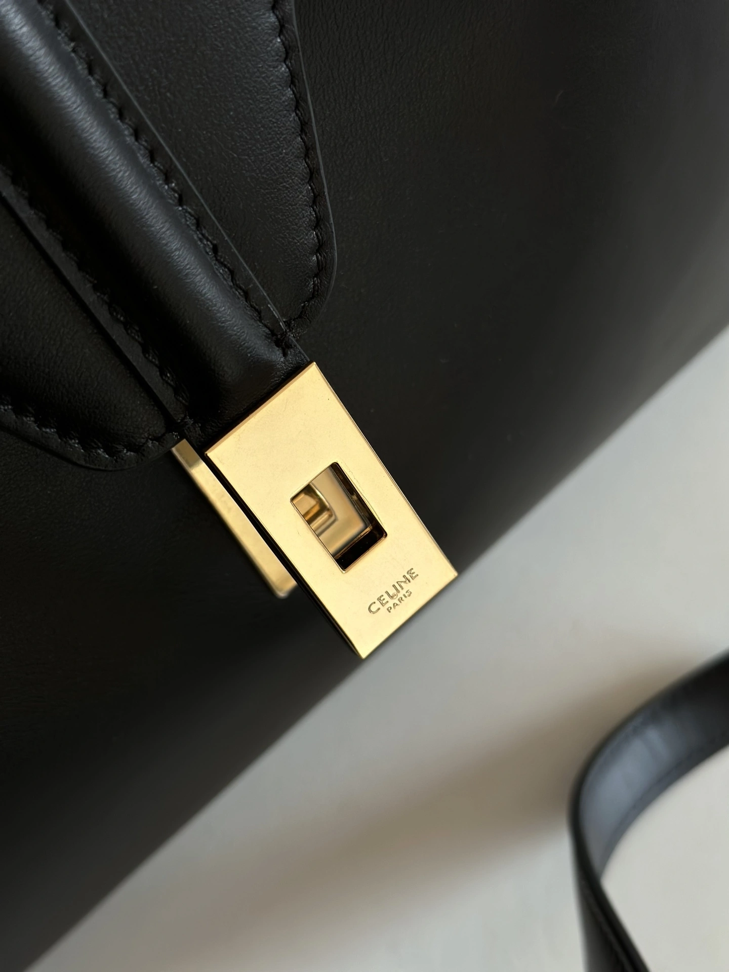 MOMO--C 358i95 195543CR4-38NO high quality version soft 16 Calfskin item:E-B805J2473