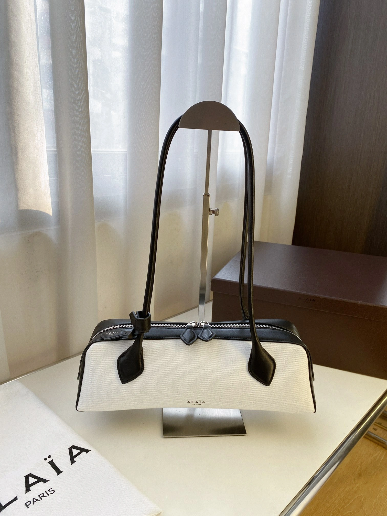 MOMO--Other brands AA1S06033CA293040 high quality version Le Teckel item:E-B000A1335