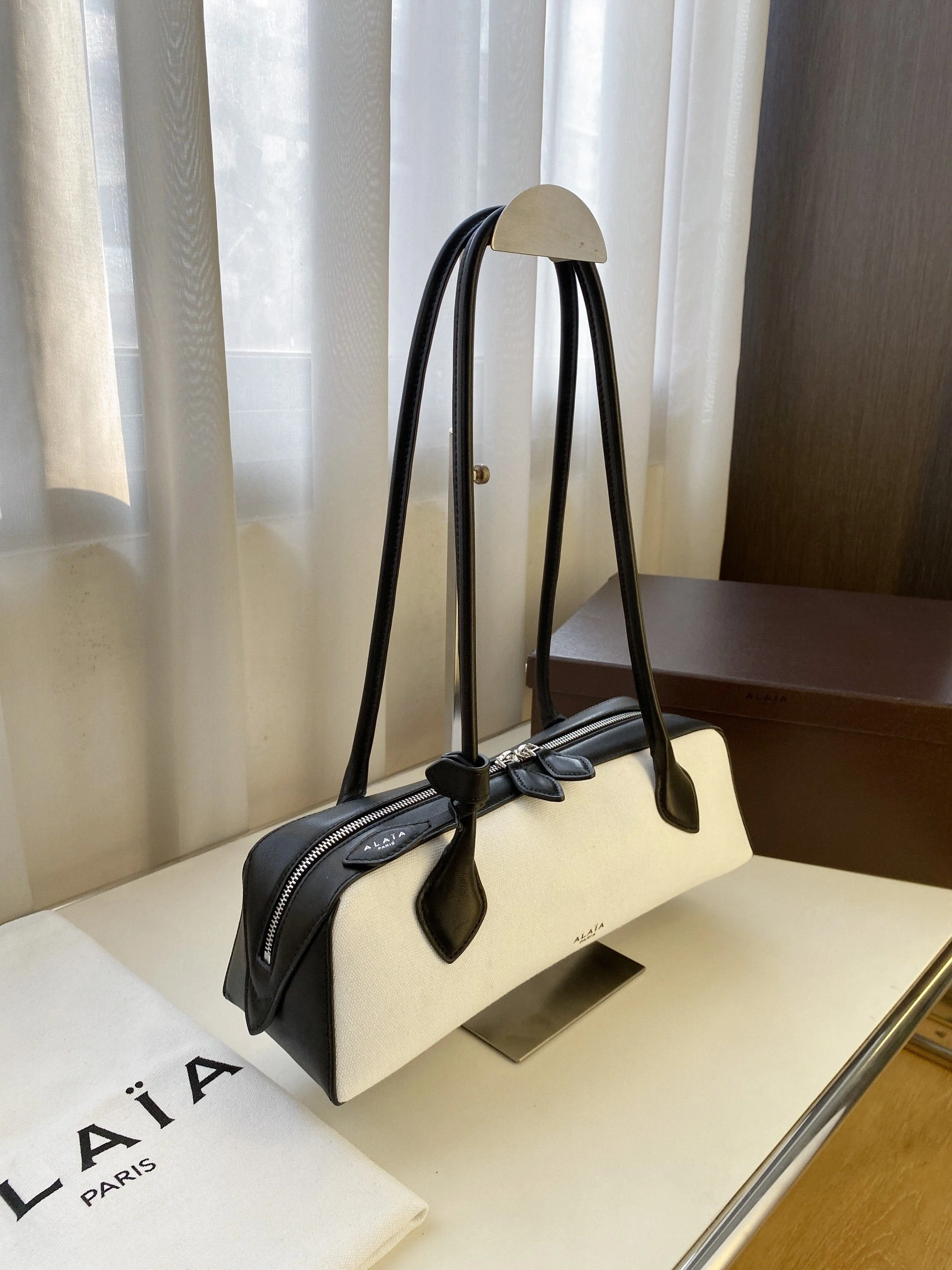 MOMO--Other brands AA1S06033CA293040 high quality version Le Teckel item:E-B000A1335