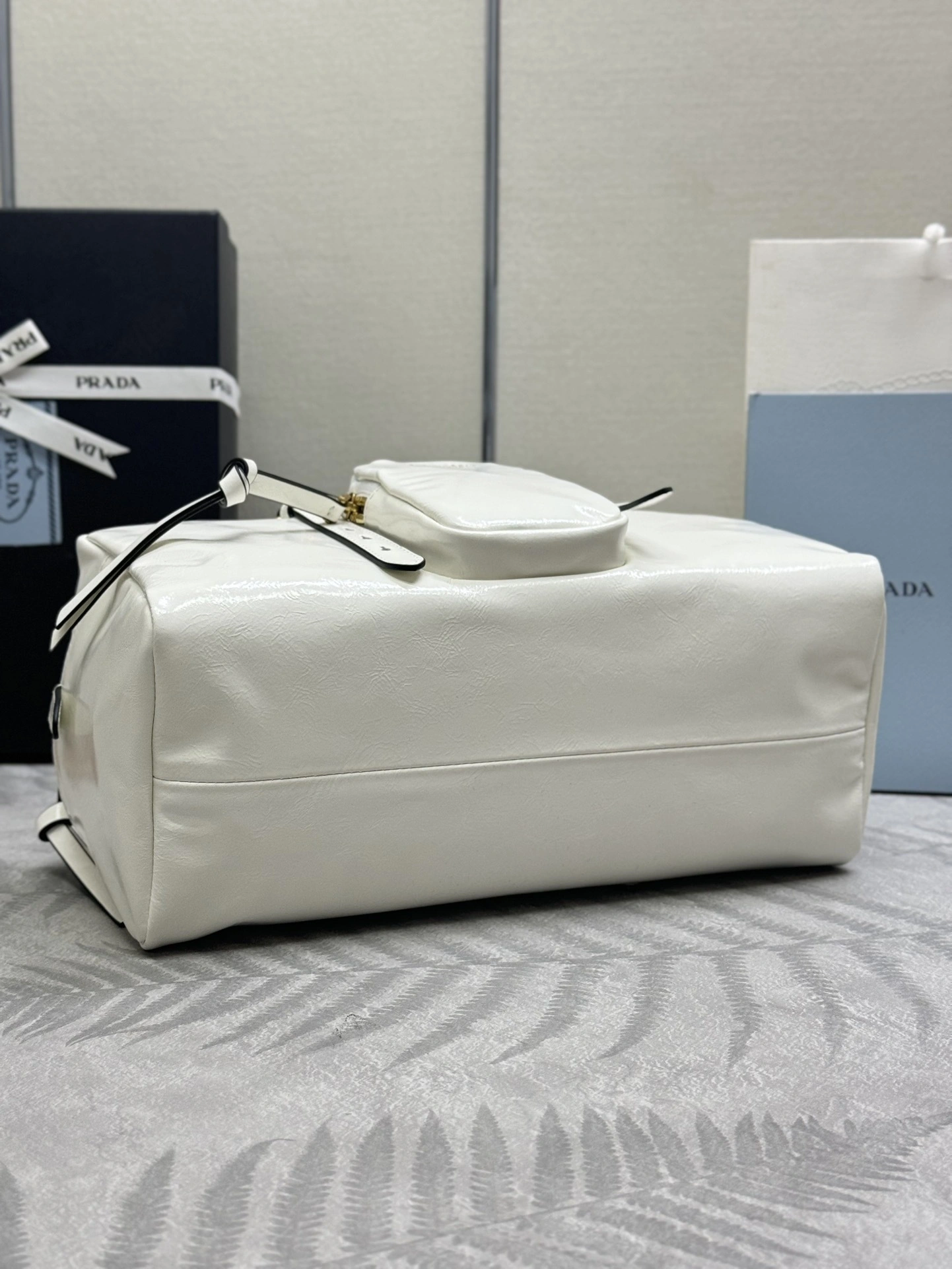 MOMO--Pr141 1BB138_2CYR_F0PG7_V_OOO high quality version waxed skin item:E-B000K0648
