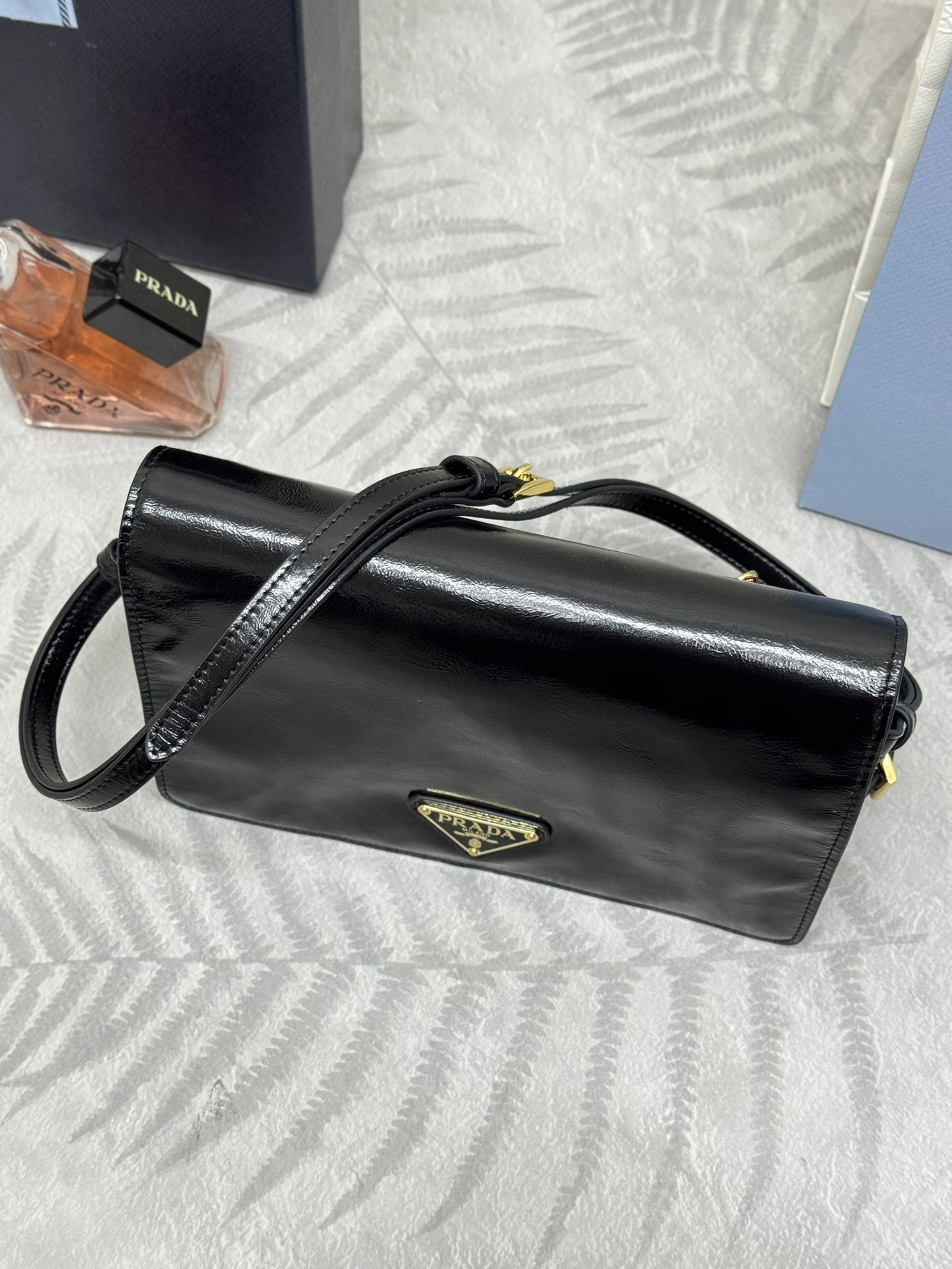 MOMO--Pr141 1BD082_2CYR_F0002_V_DVJ high quality version waxed skin item:E-B000K0736