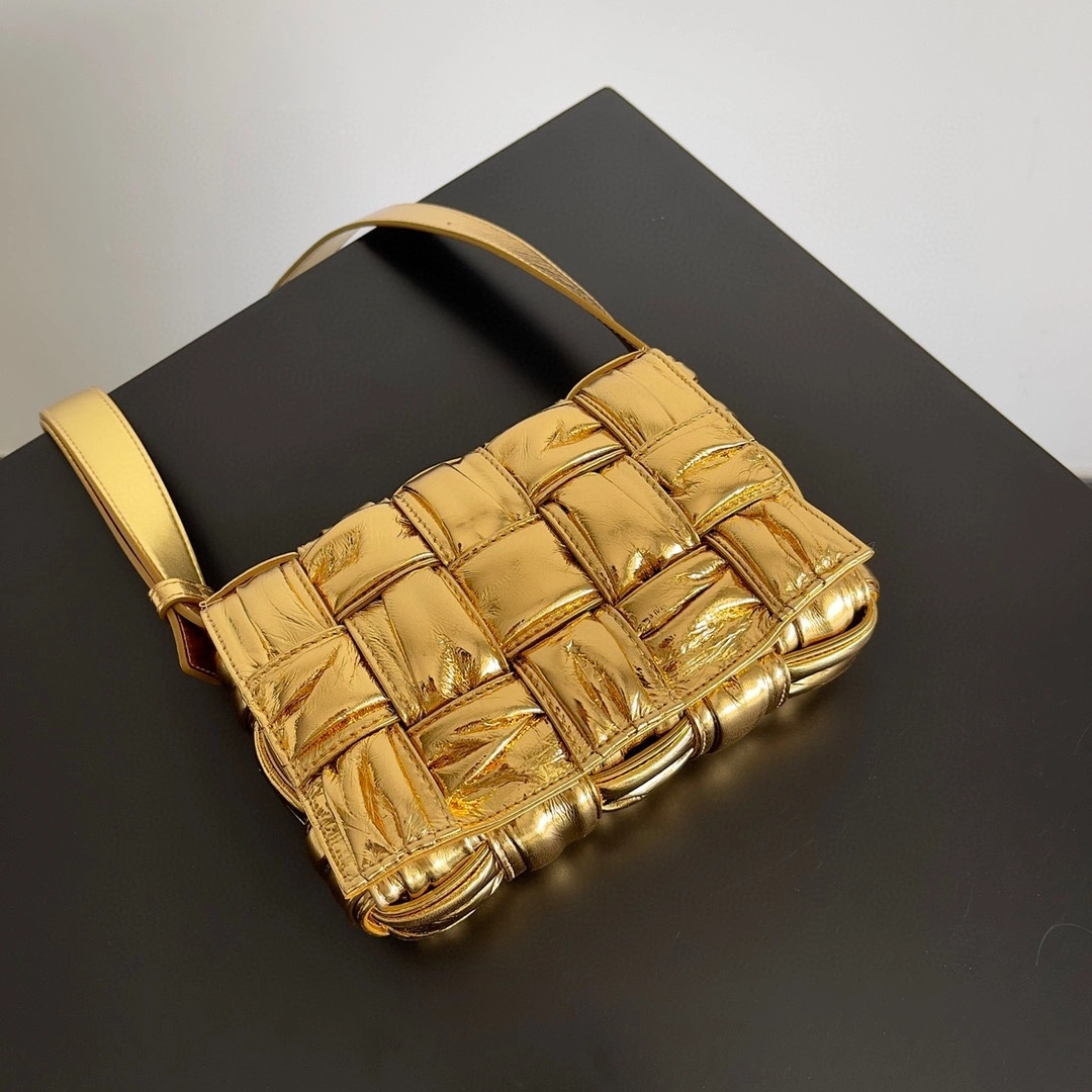 MOMO--V595t1 736253V2QN18472 high quality version cowhide sheepskin item:D-B000I1207