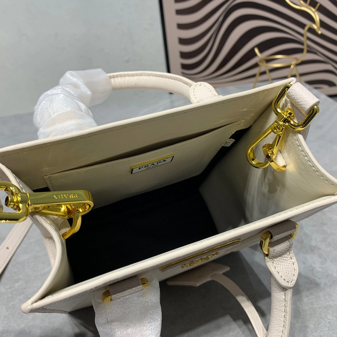 MOMO- high quality version 1BA358_NZV_F0009_V_OOO Saffiano cowhide item：B-B000K0819C