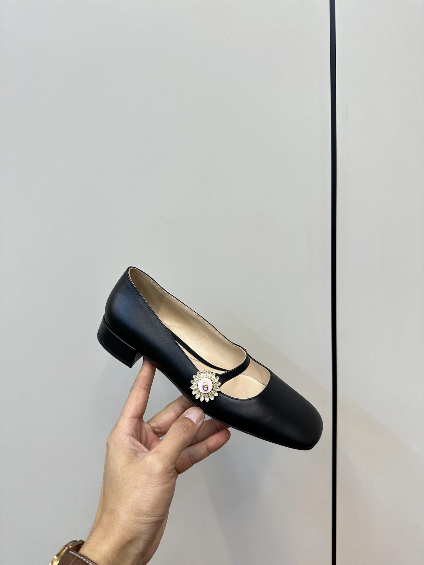 COCO-- V1859ti9o 6W2S0LL7DHS9TJ Heel height：2CM Calfskin sheepskin item:D-X000L2550