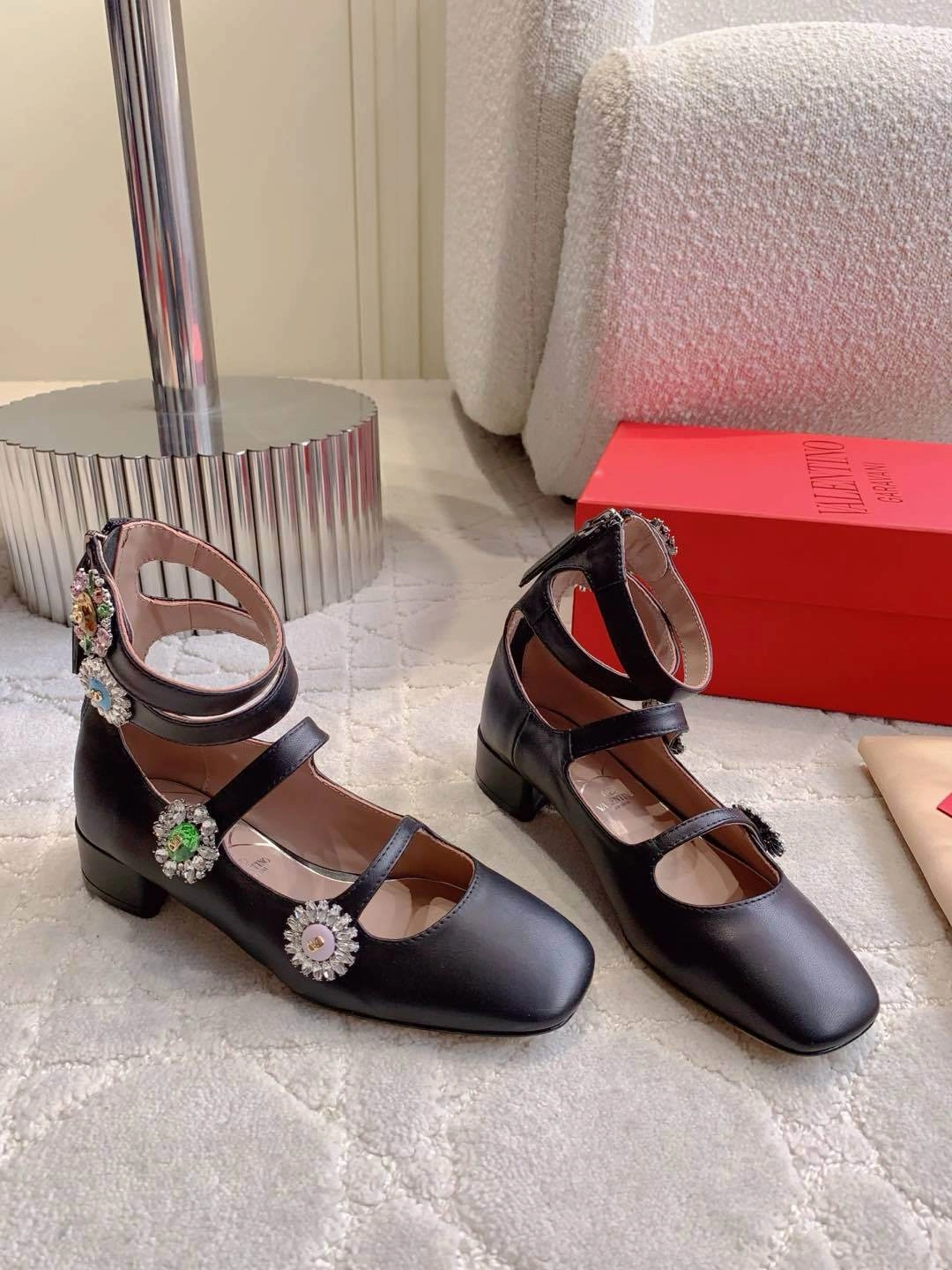 COCO-- V1859ti9o 6W2S0LL9DHS9TG Calfskin sheepskin Heel height：3CM item:E-X230F2633