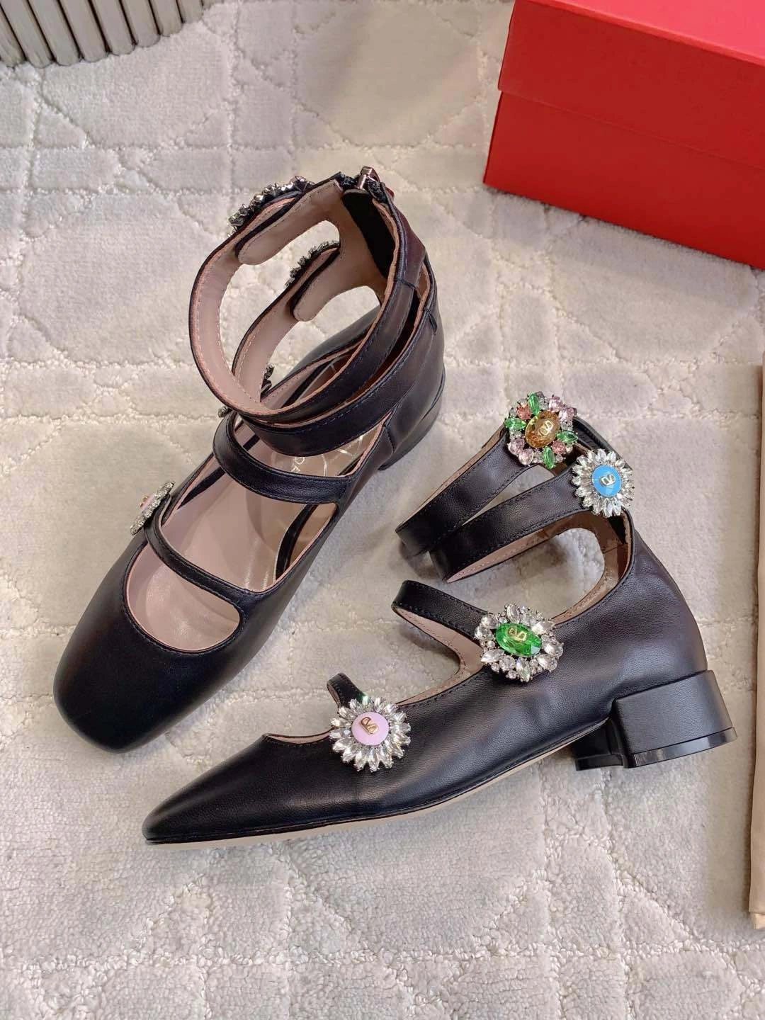 COCO-- V1859ti9o 6W2S0LL9DHS9TG Calfskin sheepskin Heel height：3CM item:E-X230F2633