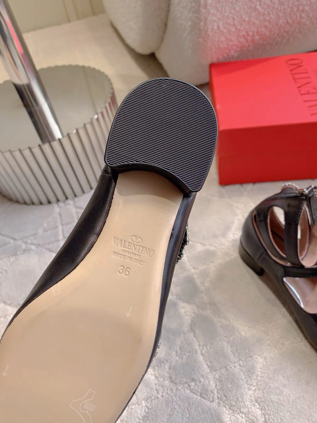 COCO-- V1859ti9o 6W2S0LL9DHS9TG Calfskin sheepskin Heel height：3CM item:E-X230F2633
