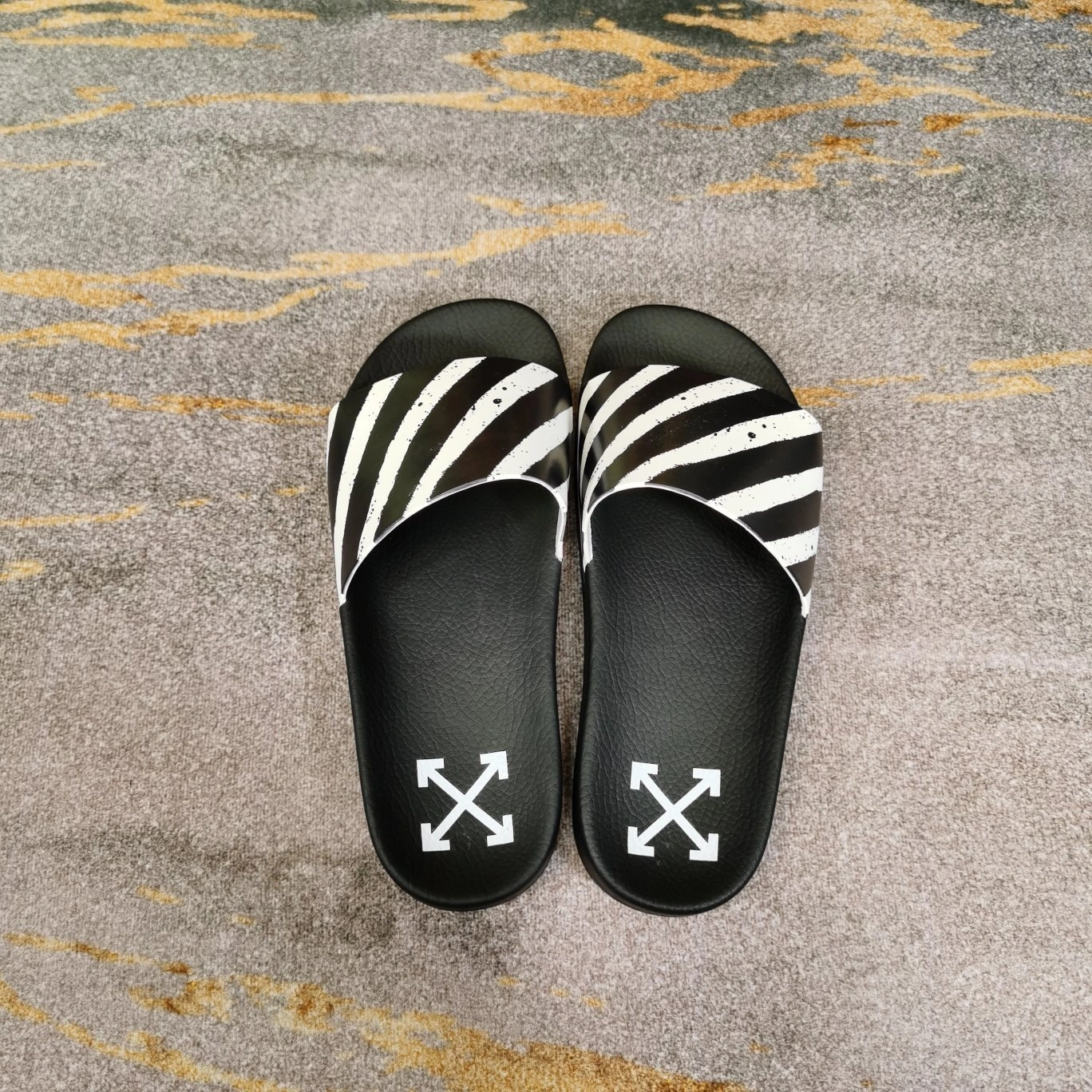 OMIC001S21MAT0021001 sheepskin item:DT-X543C2801