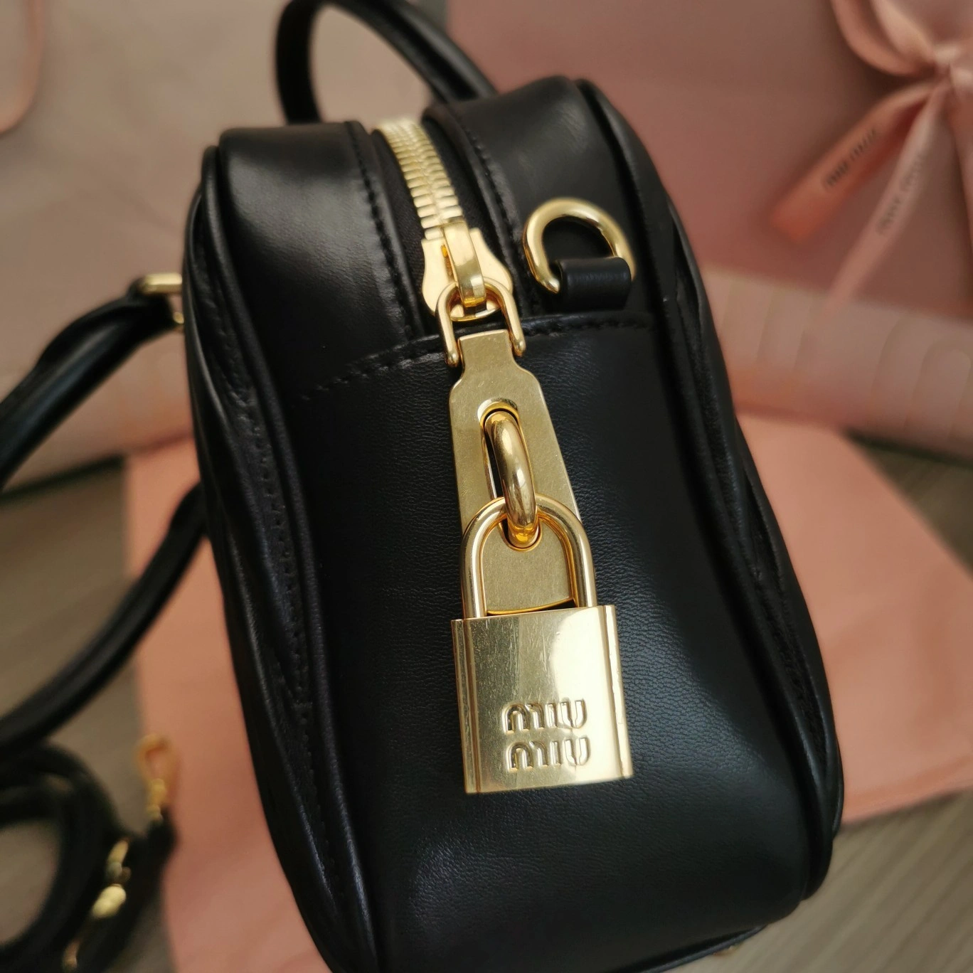 MOMO-- 11005BB124-N88-F0216-V-OOO 3Colour high quality version item：C-B063I2024V-3
