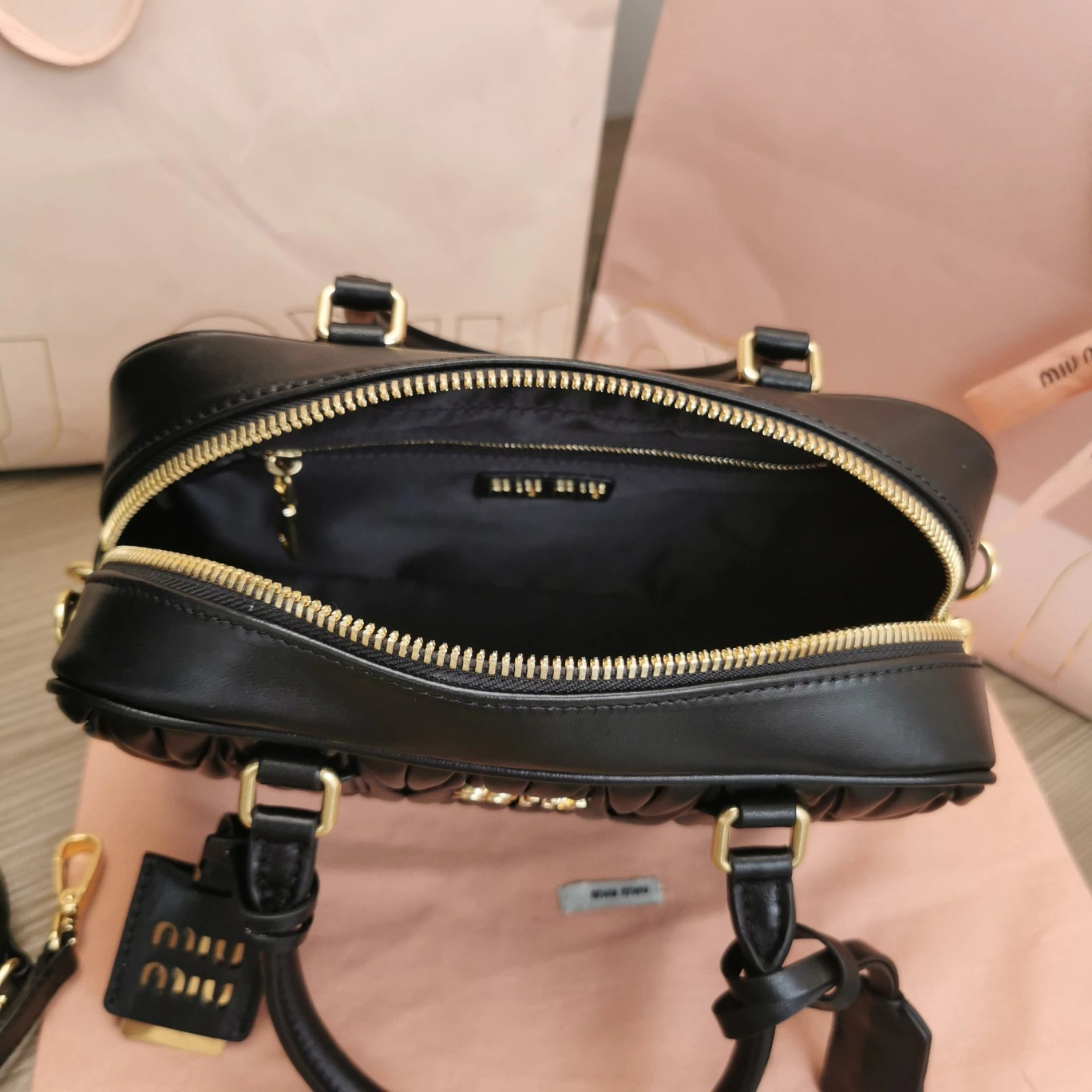 MOMO-- 11005BB124-N88-F0216-V-OOO 3Colour high quality version item：C-B063I2024V-3