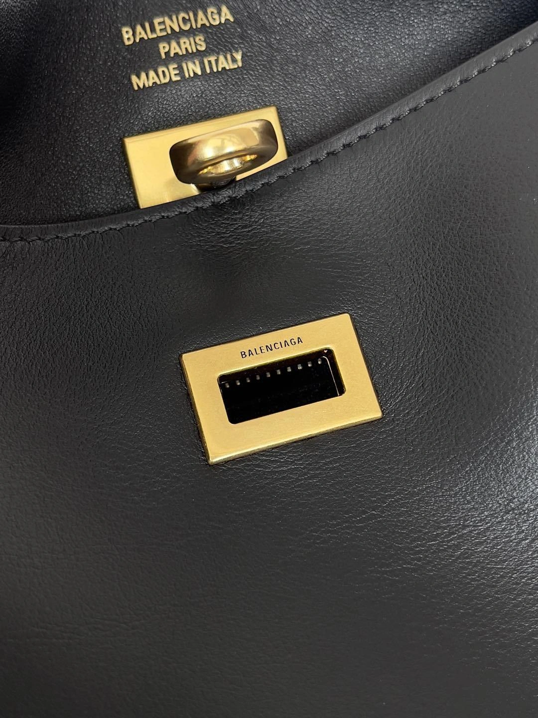 MOMO-- 218593i161 252342F046019 high quality version Bel Air Hobo item:E-B000H1548