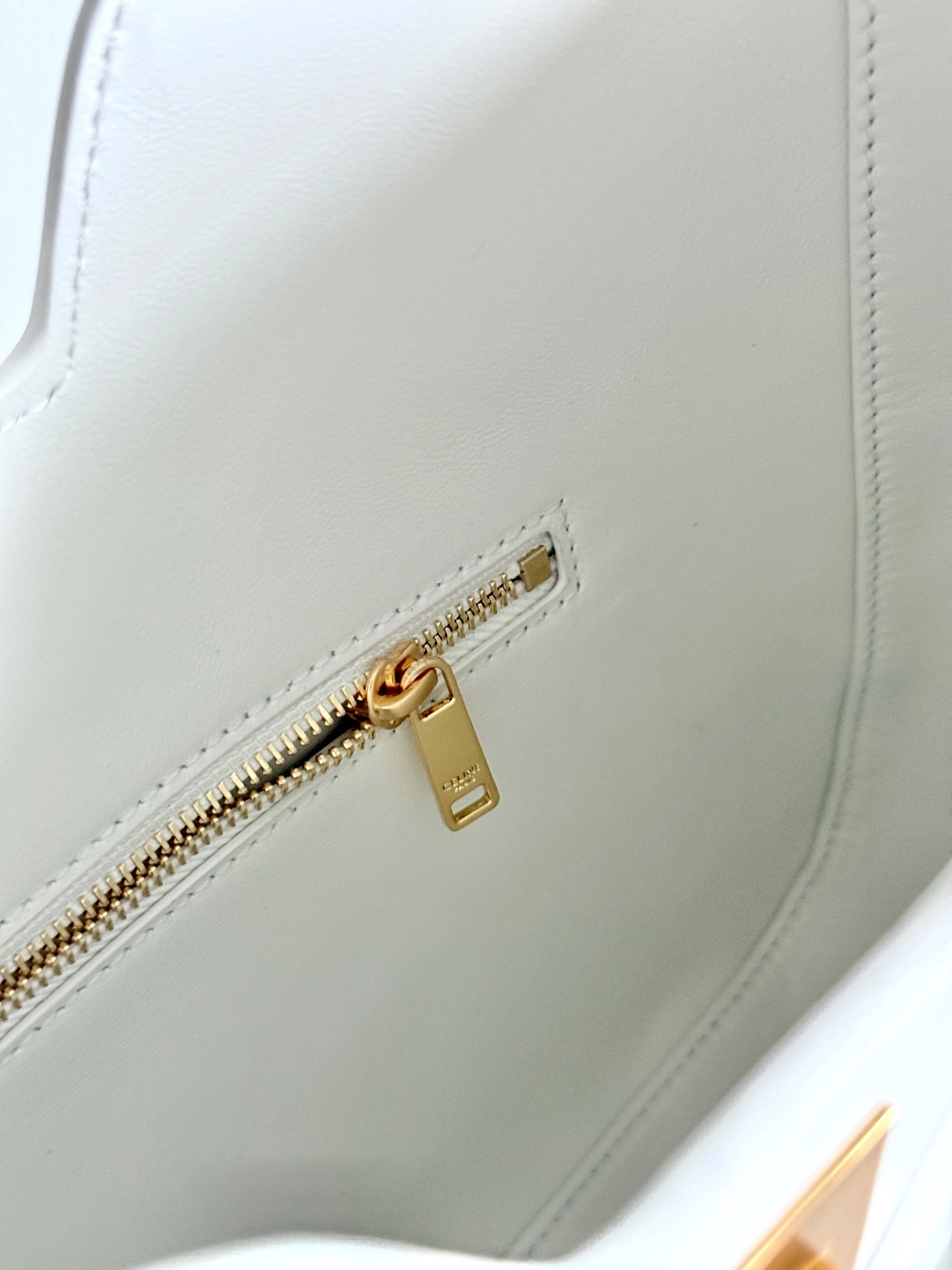 MOMO-- 358i95 120693FX9-01RC high quality version 16Soft Calfskin item:E-B805H1525