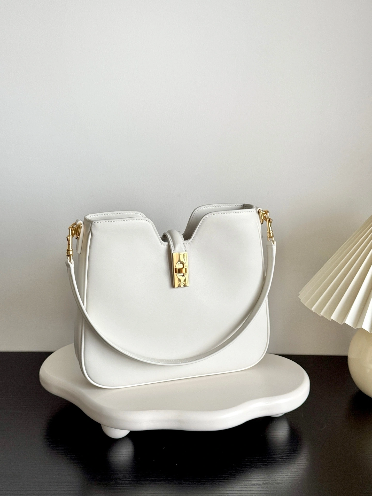 MOMO-- 358i95 120693FX9-01RC high quality version 16Soft Calfskin item:E-B805H1525