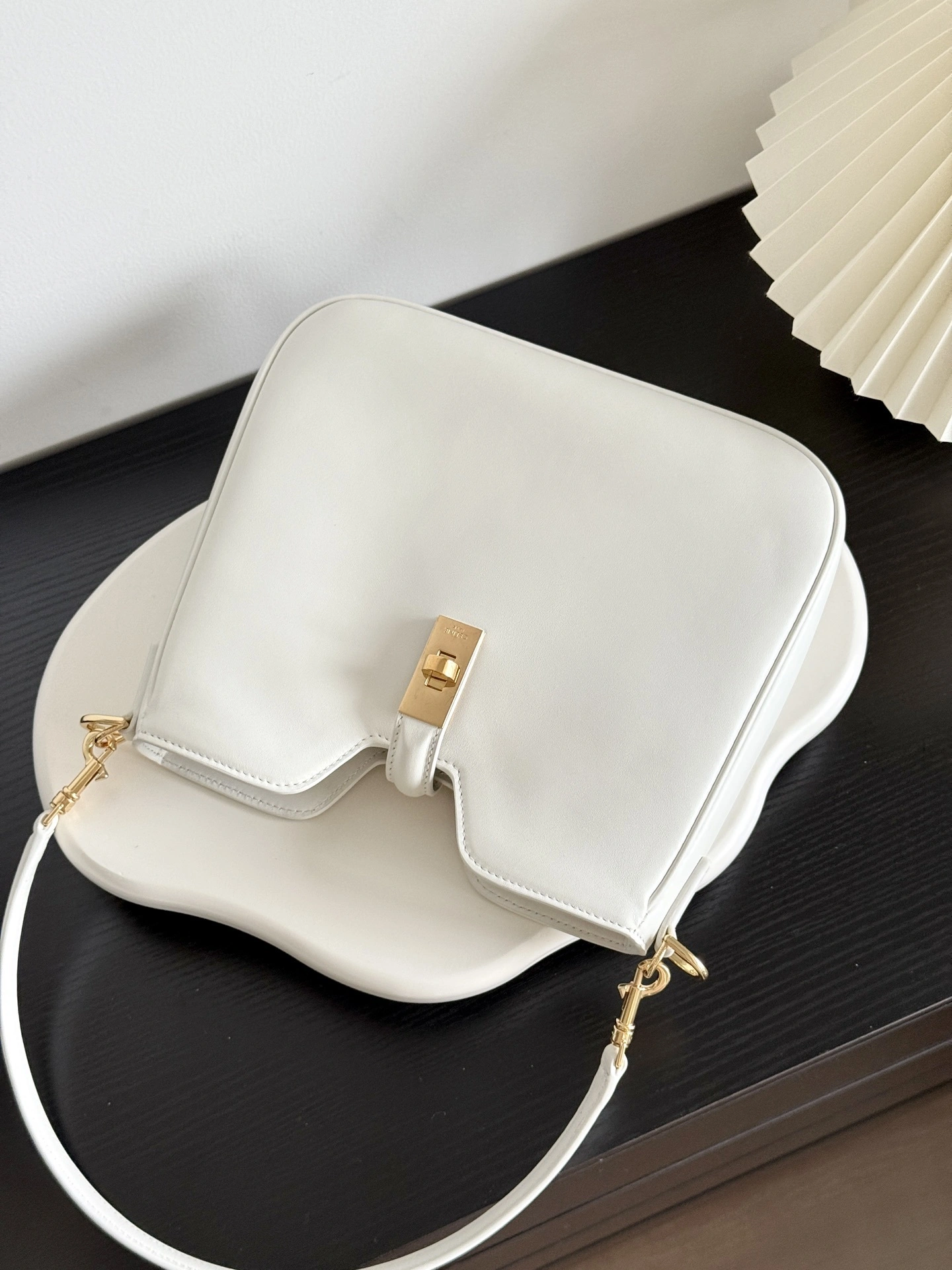 MOMO-- 358i95 120693FX9-01RC high quality version 16Soft Calfskin item:E-B805H1525