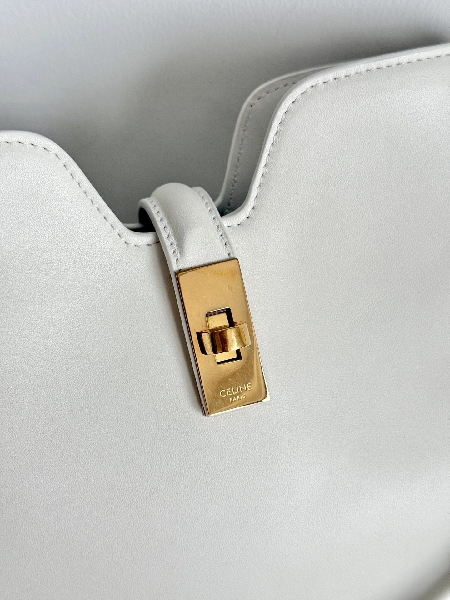 MOMO-- 358i95 120693FX9-01RC high quality version 16Soft Calfskin item:E-B805H1525
