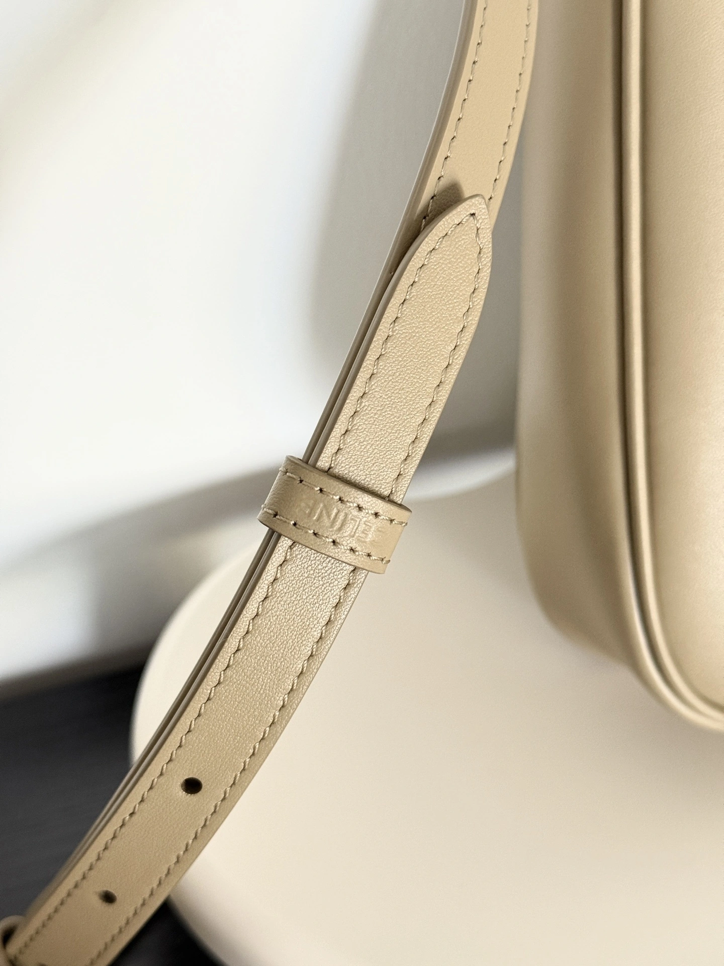 MOMO-- 358i95 120693FX9-02EZ high quality version 16Soft Calfskin item:E-B805J2412