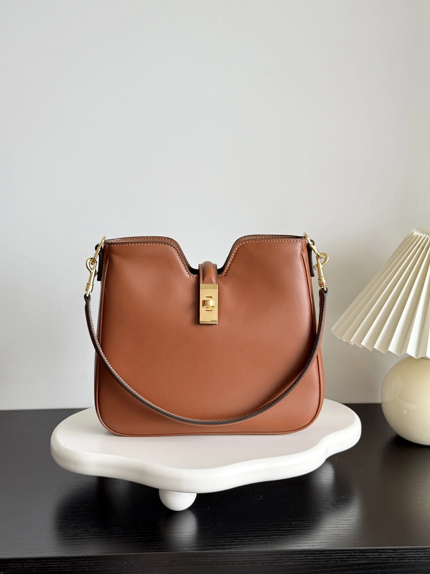 MOMO-- 358i95 120693FX9-04LU high quality version 16Soft Calfskin item:E-B805H1526