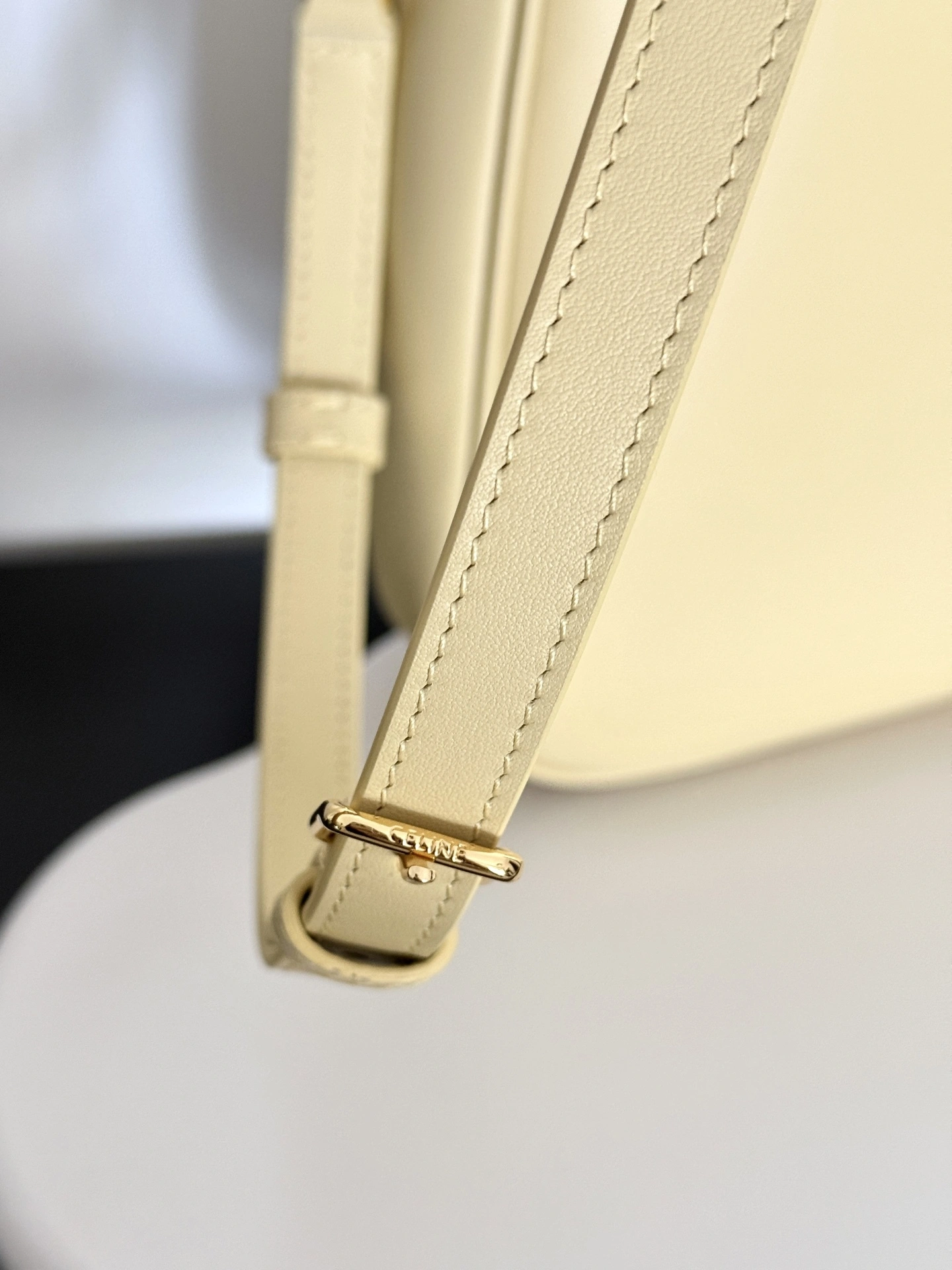 MOMO-- 358i95 120693FX9-11SS high quality version 16Soft Calfskin item:E-B805H1527