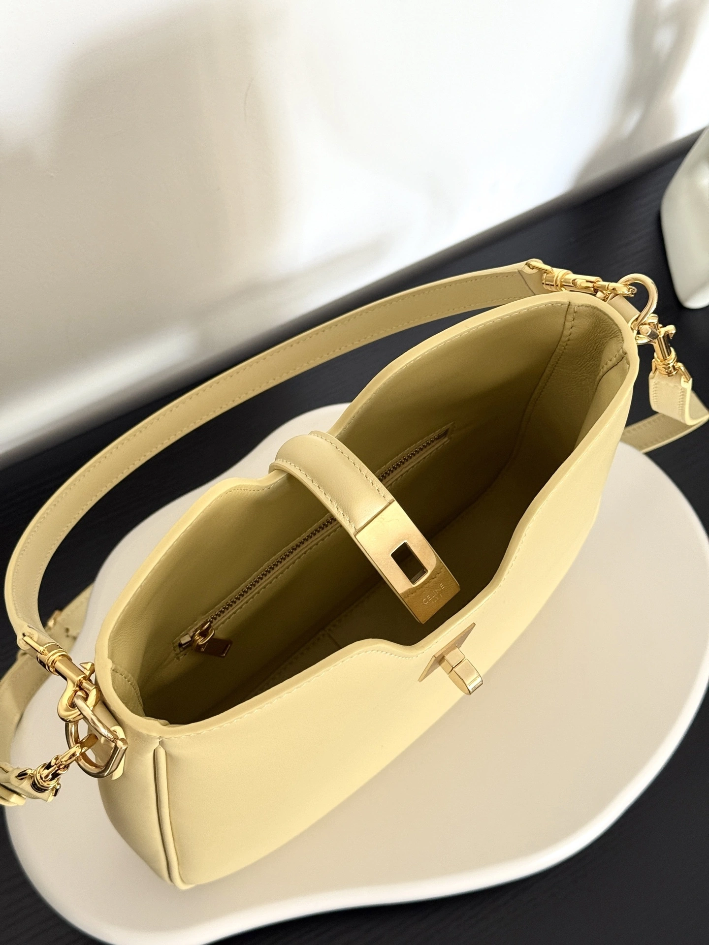 MOMO-- 358i95 120693FX9-11SS high quality version 16Soft Calfskin item:E-B805H1527