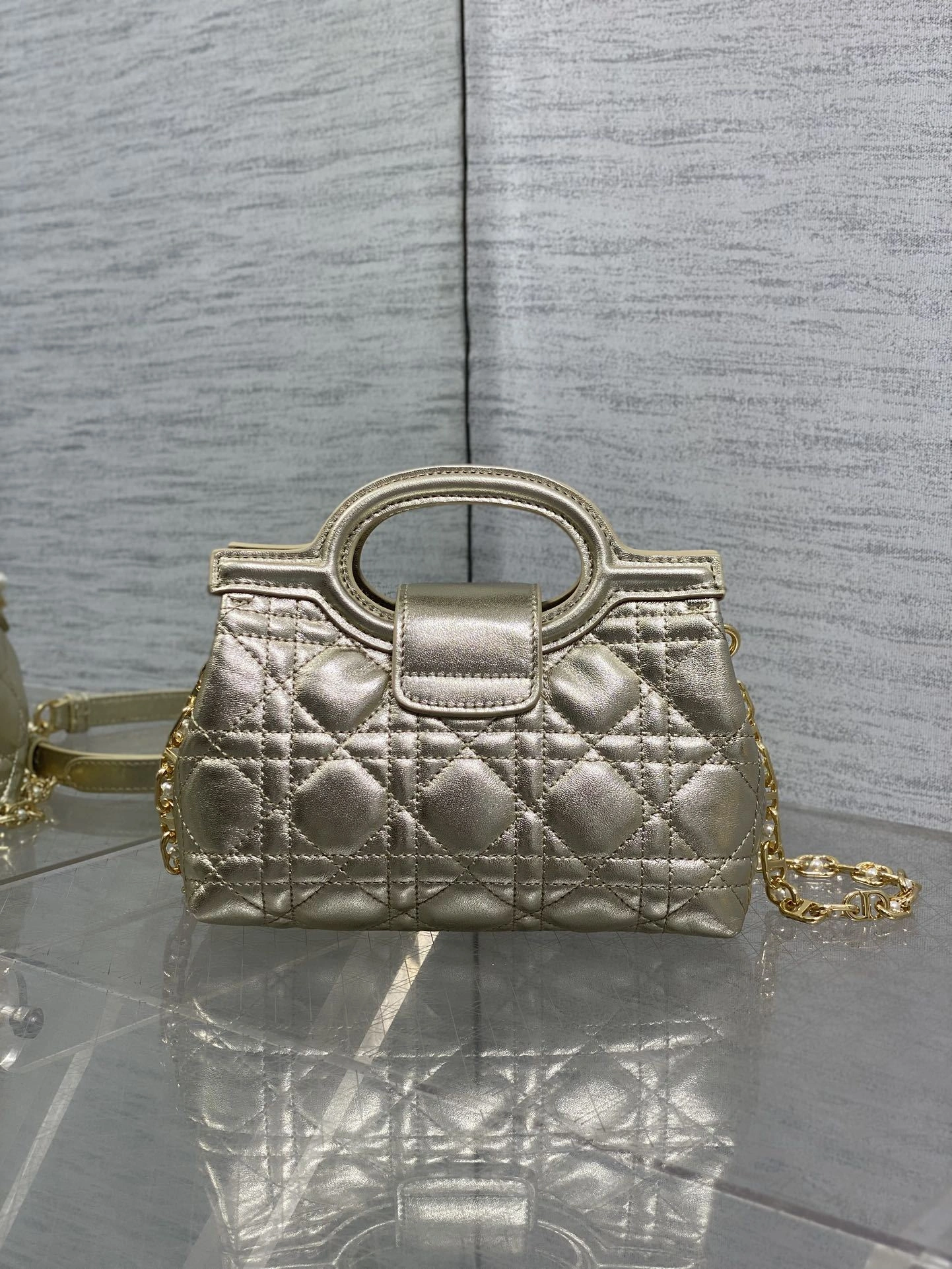 MOMO-- 4ior S3123UWEC-M25J high quality version Jolie Top Handle item:E-B000L2009T