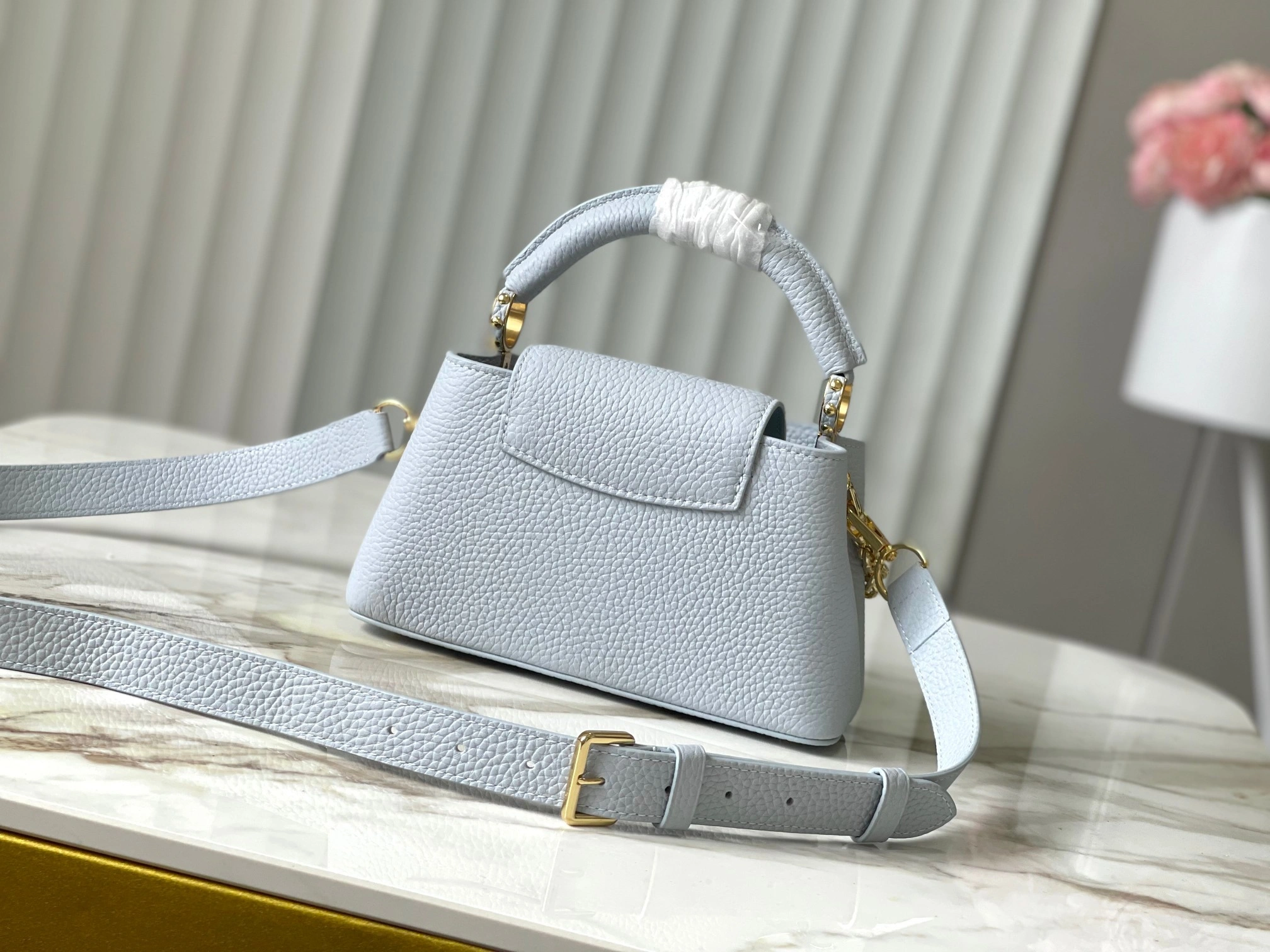 MOMO-- 8V M13707 high quality version Capucines East West cowhide item:E-B000I1718