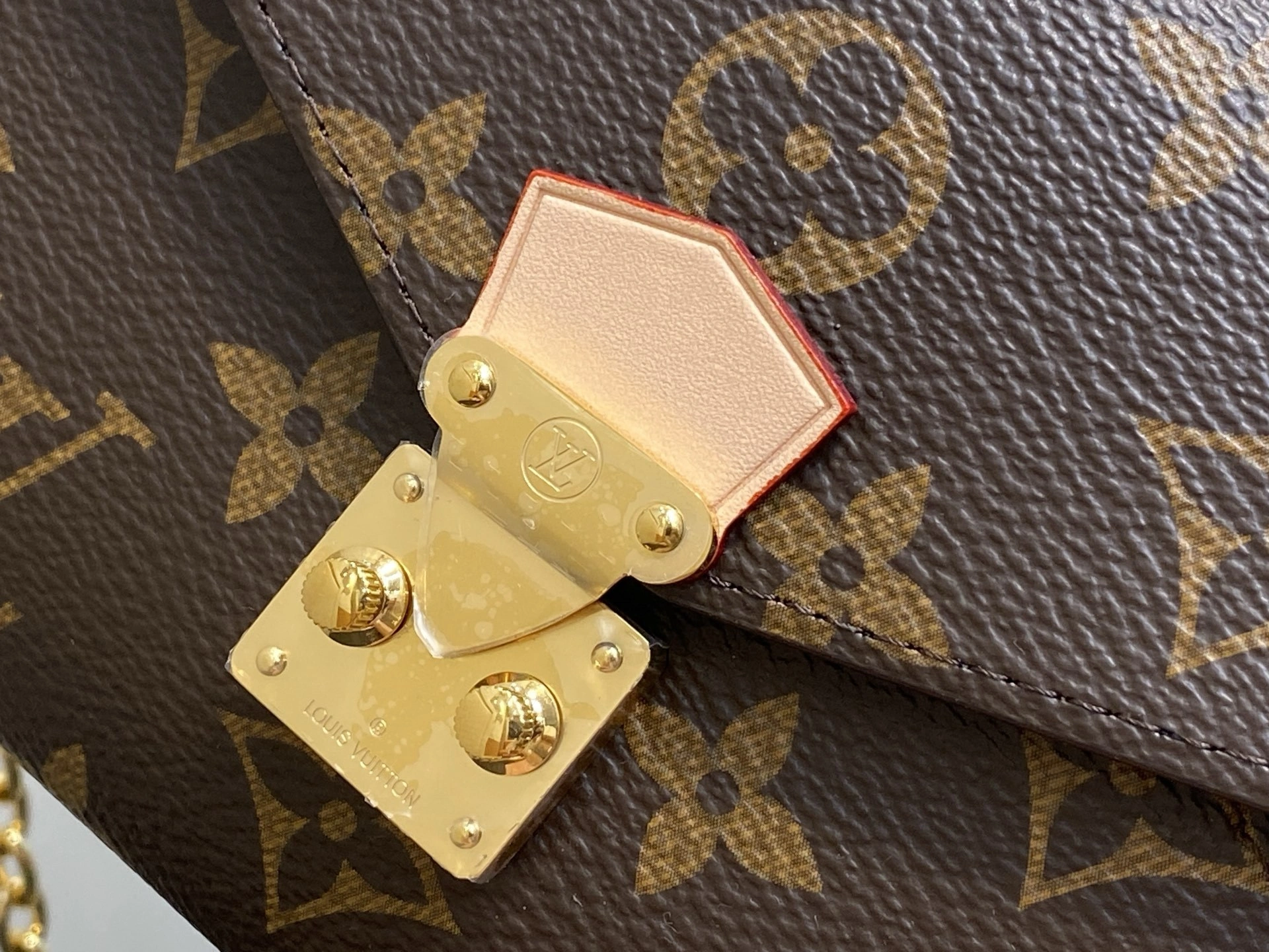 MOMO-- 8V M15150 high quality version Travel With Grace Codington item:E-B000J1834