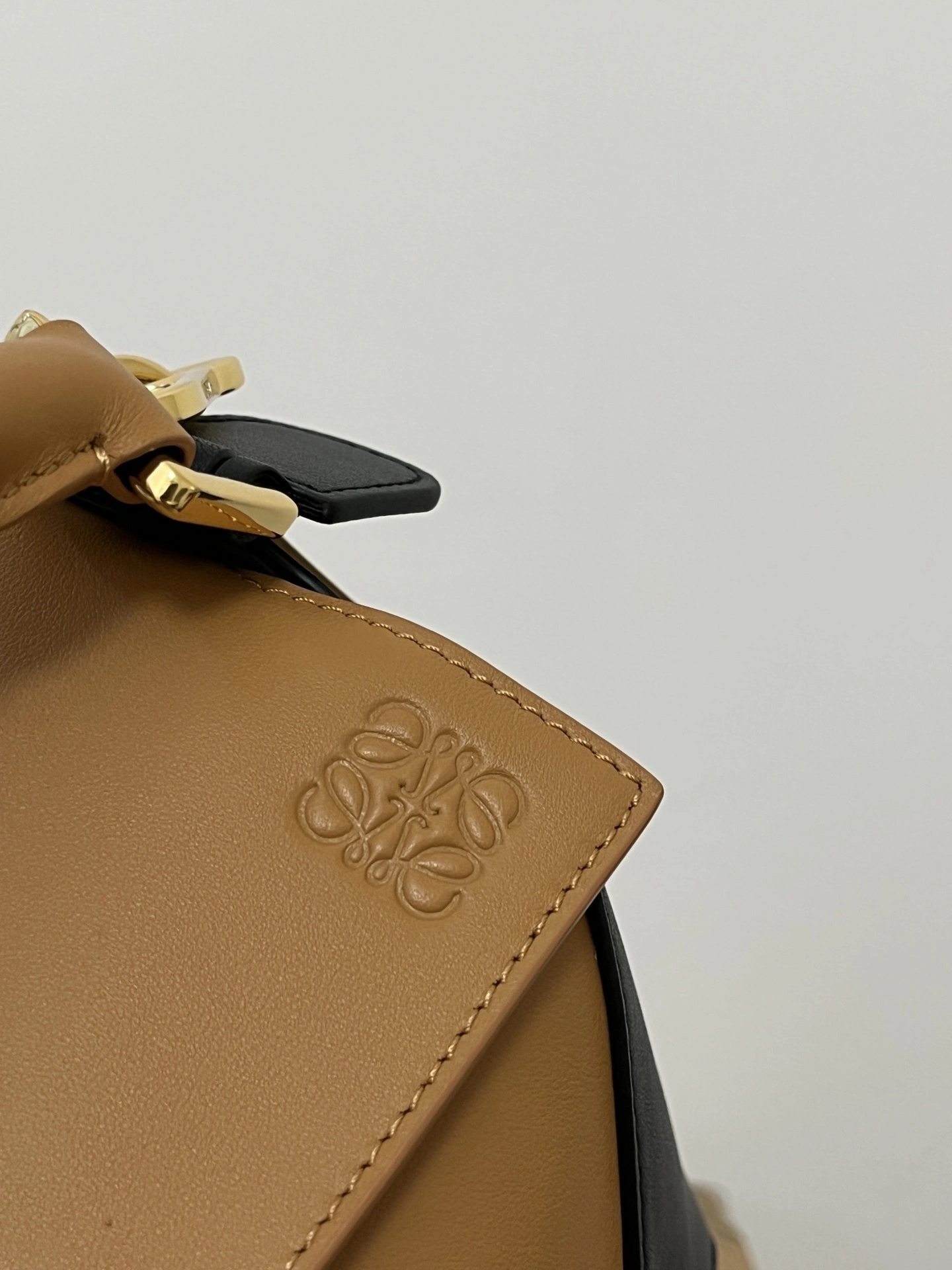 MOMO-- 8o5w5 A510P60X44-2727 high quality version Calfskin Puzzle item:E-B050I0523