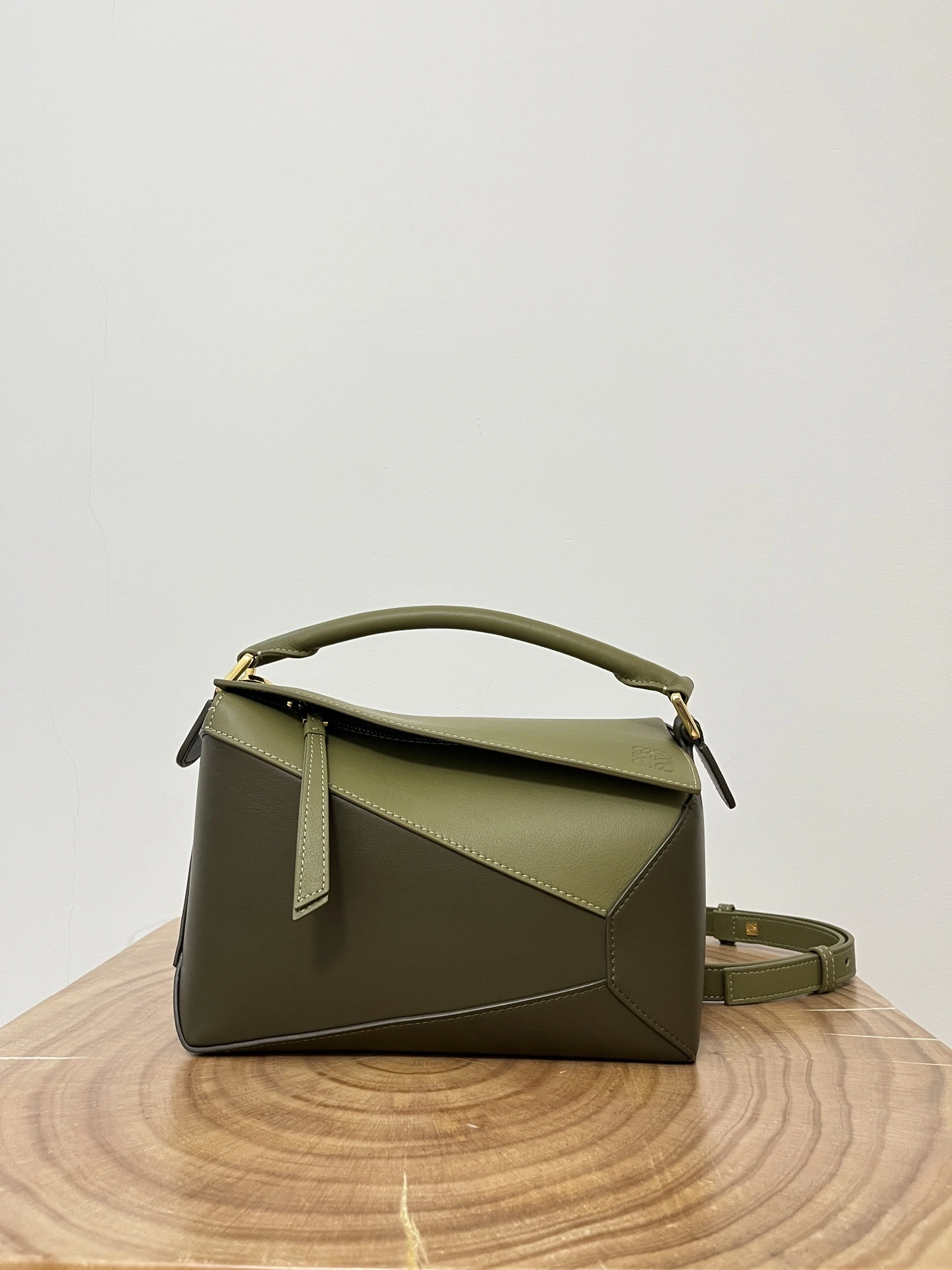MOMO-- 8o5w5 A510P60X44-4427 high quality version Calfskin Puzzle item:E-B050I0522