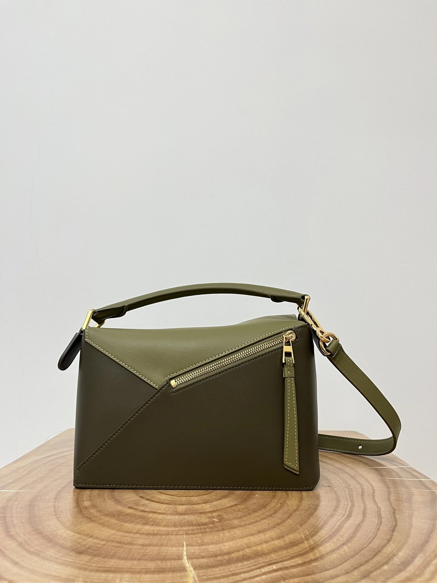 MOMO-- 8o5w5 A510P60X44-4427 high quality version Calfskin Puzzle item:E-B050I0522