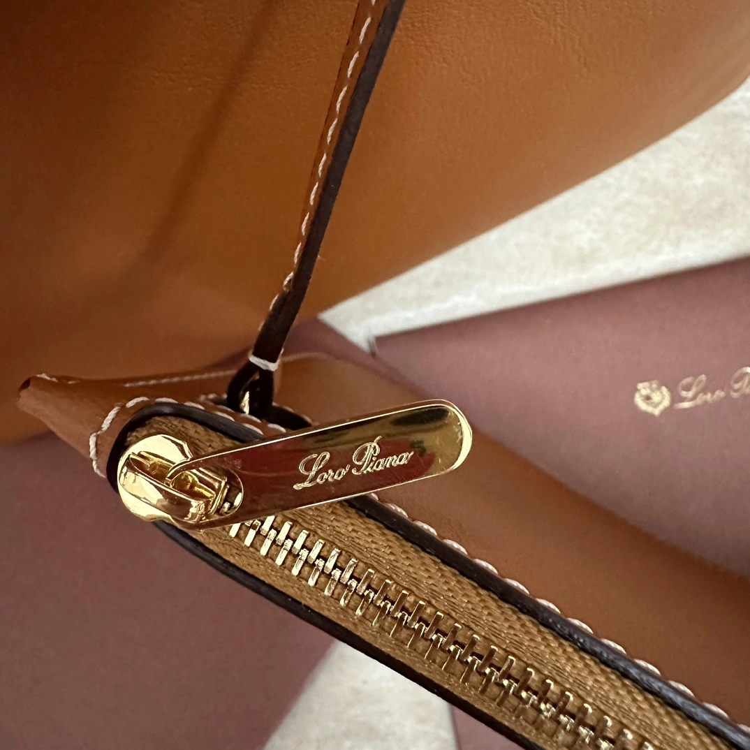 MOMO-- 8oro Pi191 FAN0806-L08P high quality version Bale Calfskin item:E-B177I2121