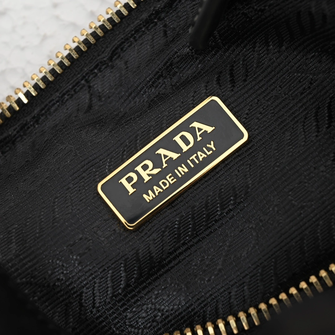 MOMO-- Pr141 1BC214_R789_F0002_V_OOO high quality version cowhide item:D-B183K1921