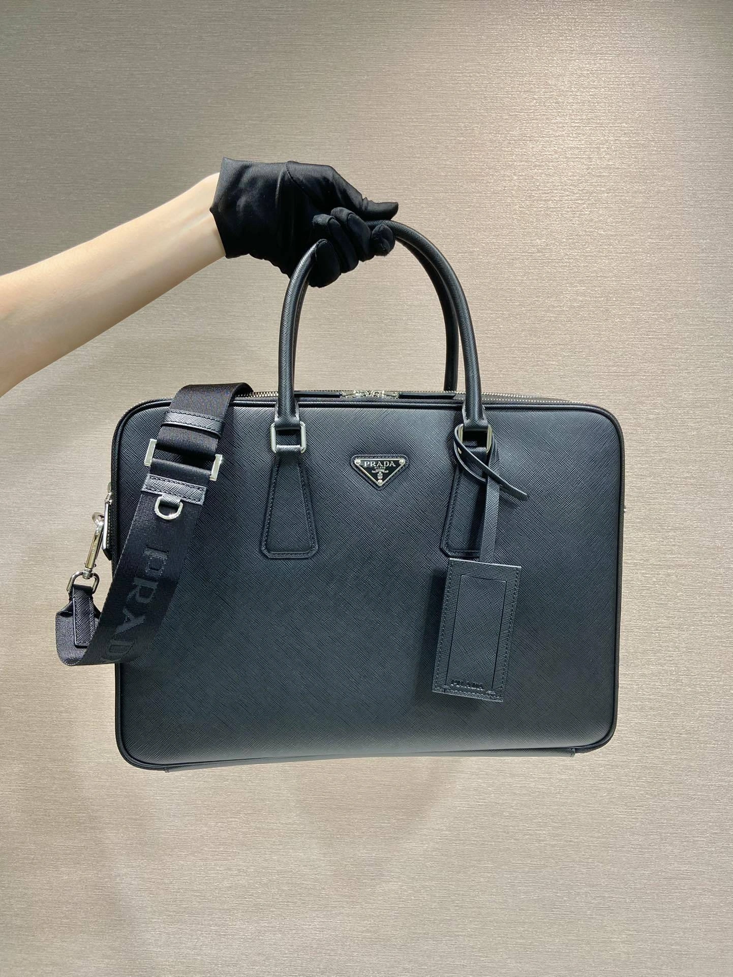 MOMO-- Pr141 2VE022_9Z2_F0002_V_OOO high quality version Saffiano item:D-B000K2016