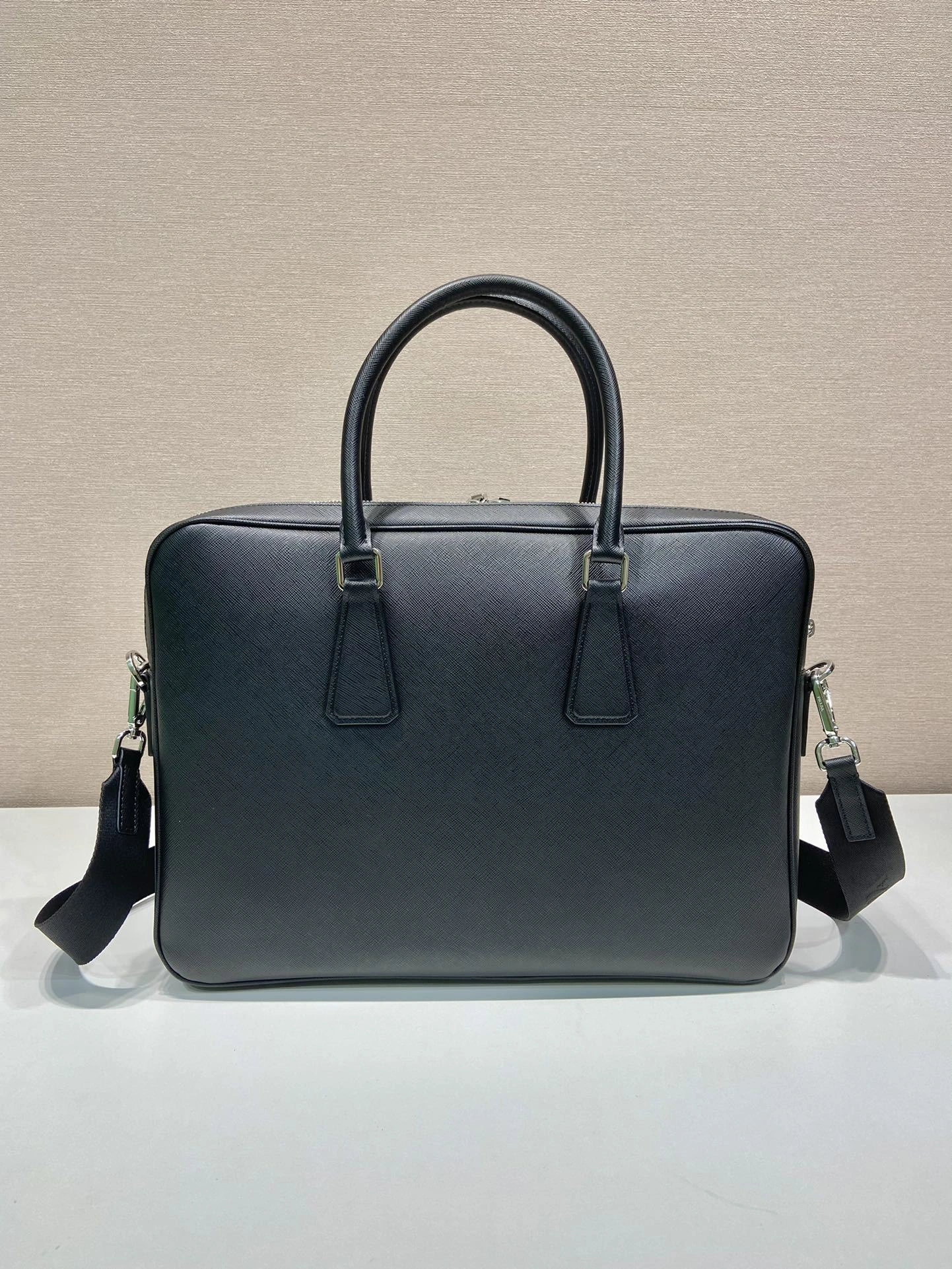 MOMO-- Pr141 2VE022_9Z2_F0002_V_OOO high quality version Saffiano item:D-B000K2016