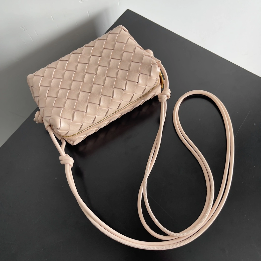 MOMO-- V595t1 723547V1G116917 high quality version loop sheepskin item:E-B063B2323