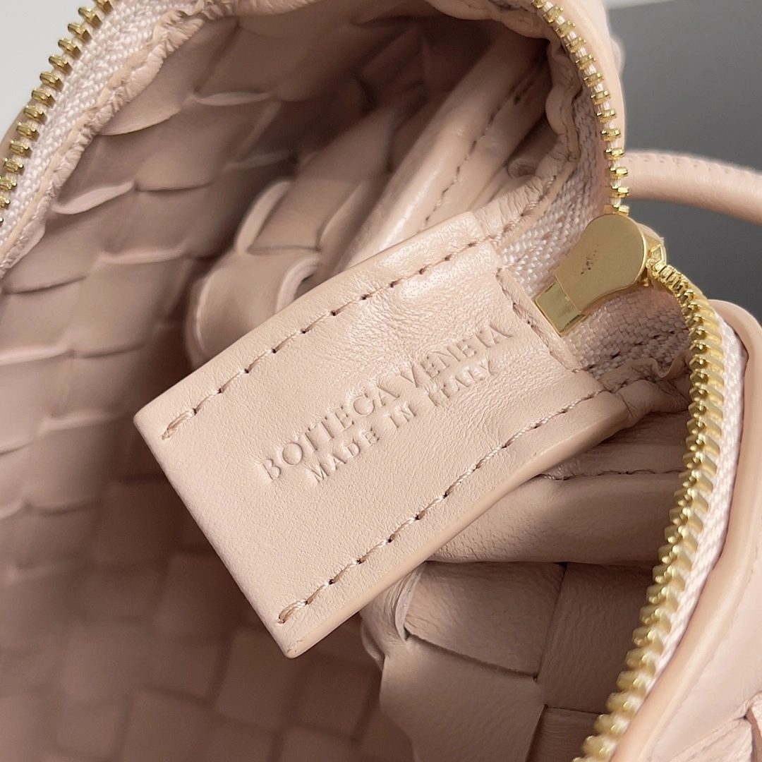 MOMO-- V595t1 723547V1G116917 high quality version loop sheepskin item:E-B063B2323