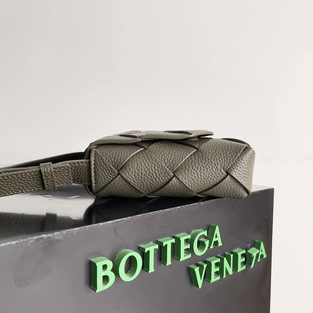MOMO-- V595t1 795637V4FV13386 high quality version Calfskin Diago item:E-B063A0805