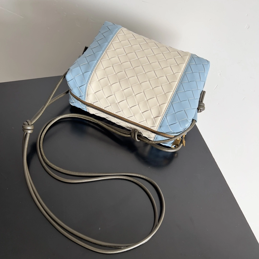 MOMO-- V595t1 796612V4GH19525 high quality version loop sheepskin item:E-B100B2615