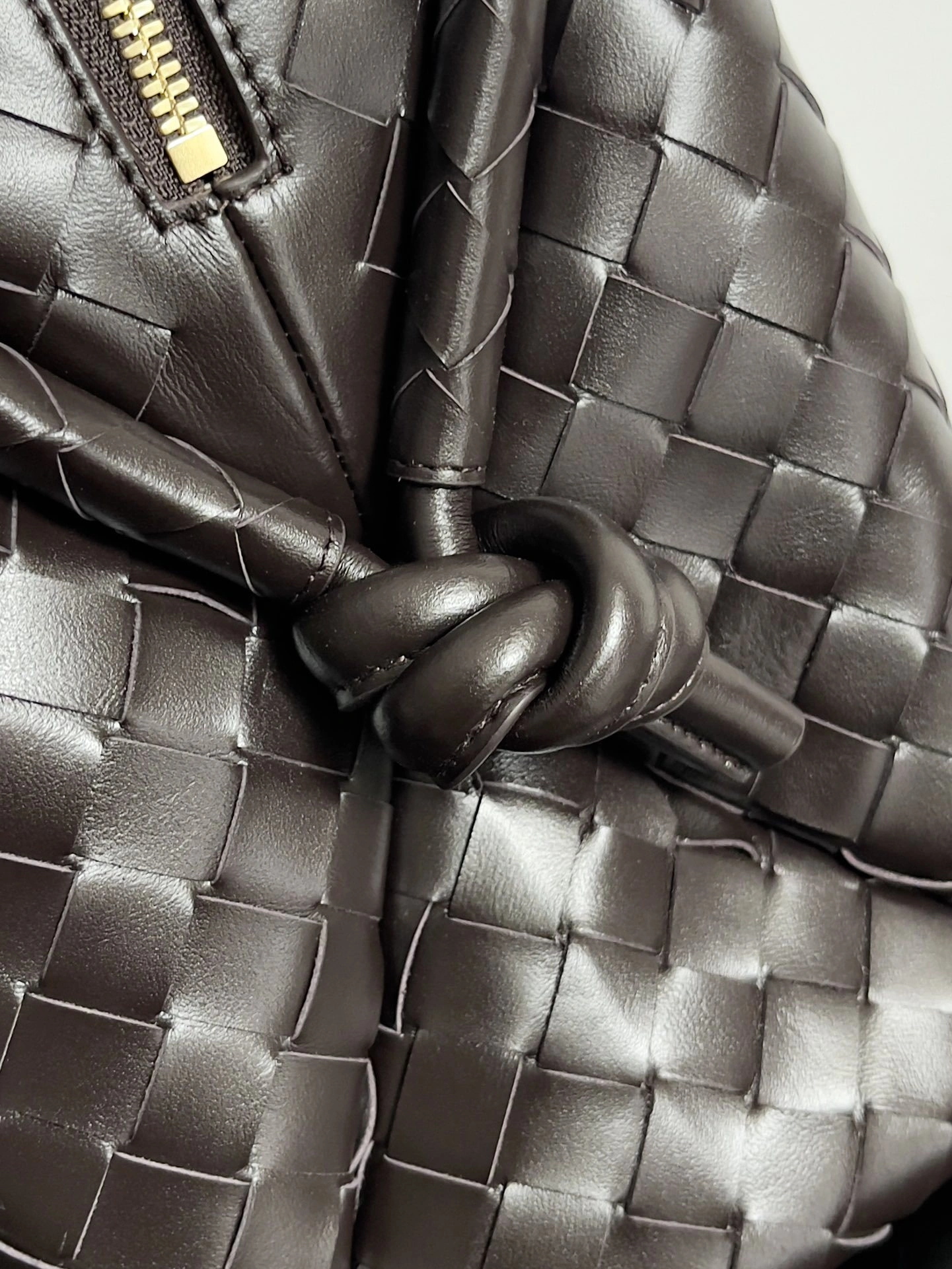 MOMO-- V595t1 796619V2HL12190 high quality version Loop weekender item:E-B063A0953