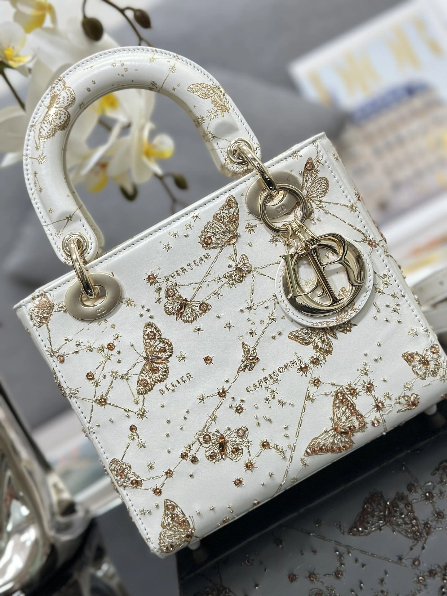 MOMO--4ior M0531OBZY-M933 high quality version cowhide embroidery item:F-B813A2308