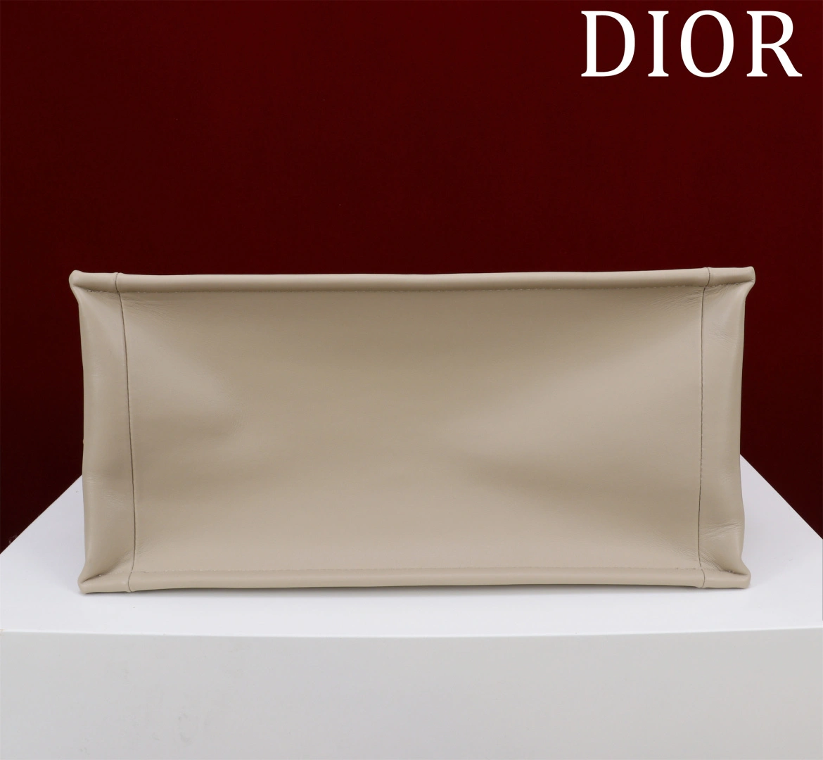 MOMO--4ior M1324OWHP-M51U high quality version Book Tote cowhide item:E-B000L2061T