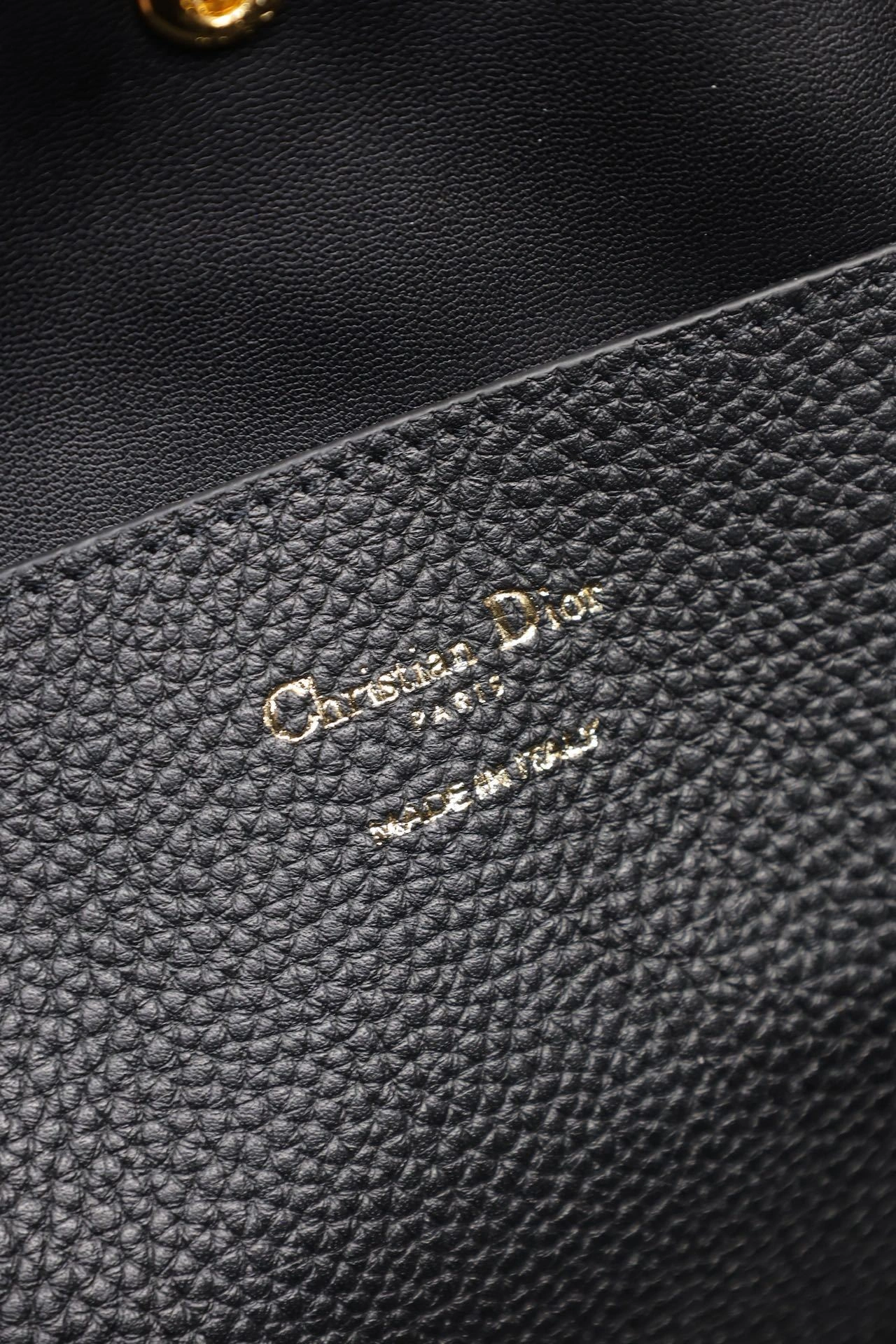 MOMO--4ior M2841USKU-M900 high quality version Signature cowhide item:E-B000L2026T